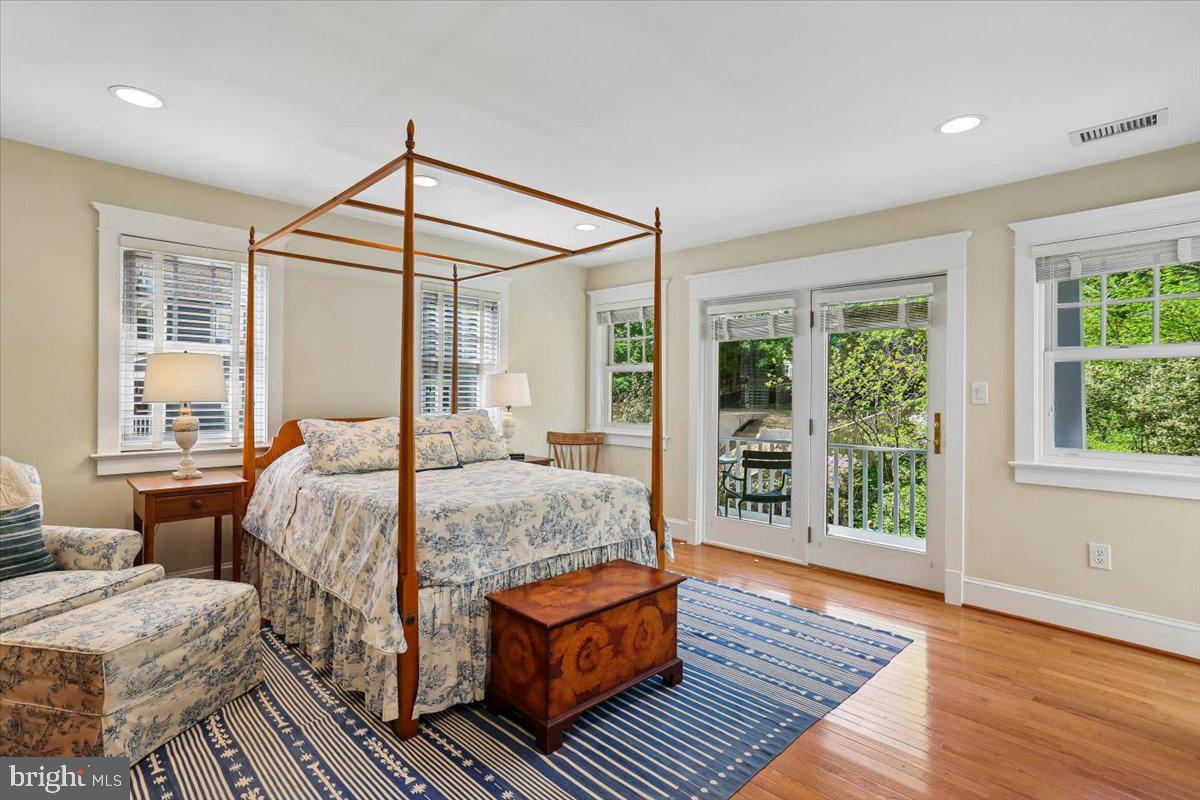 GARRETT PARK - Residential