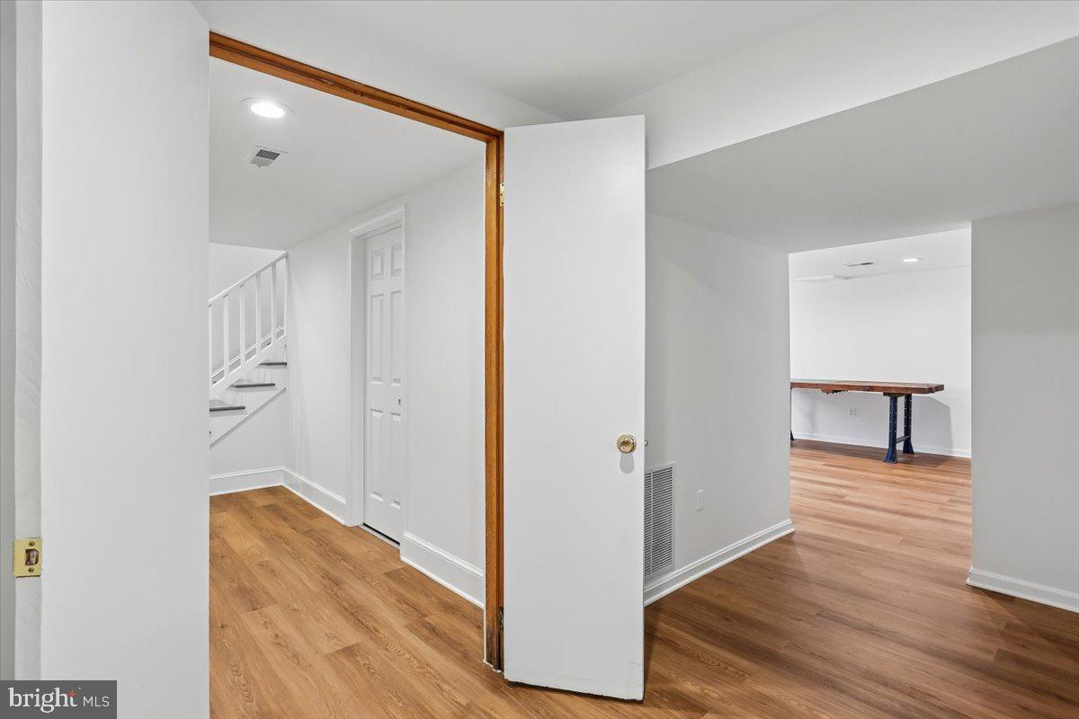 GARRETT PARK - Residential