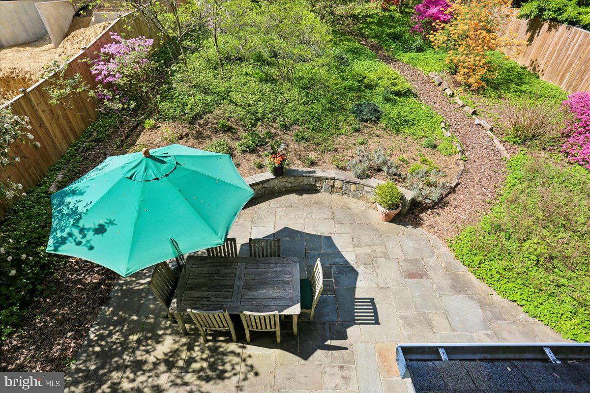 GARRETT PARK - Residential