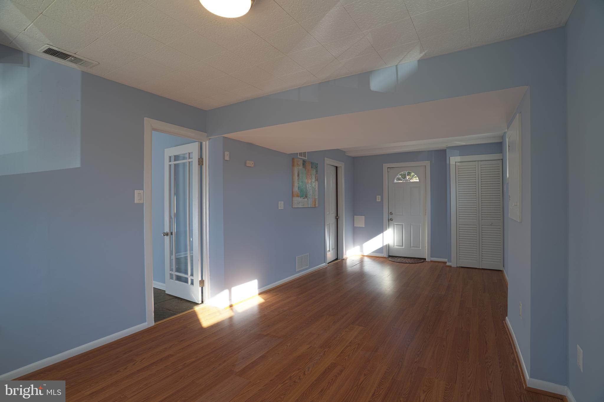 RIVER RIDGE - Residential