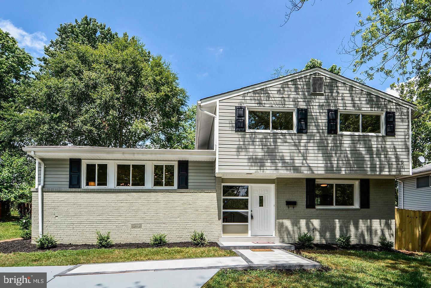 RIVER RIDGE - Residential