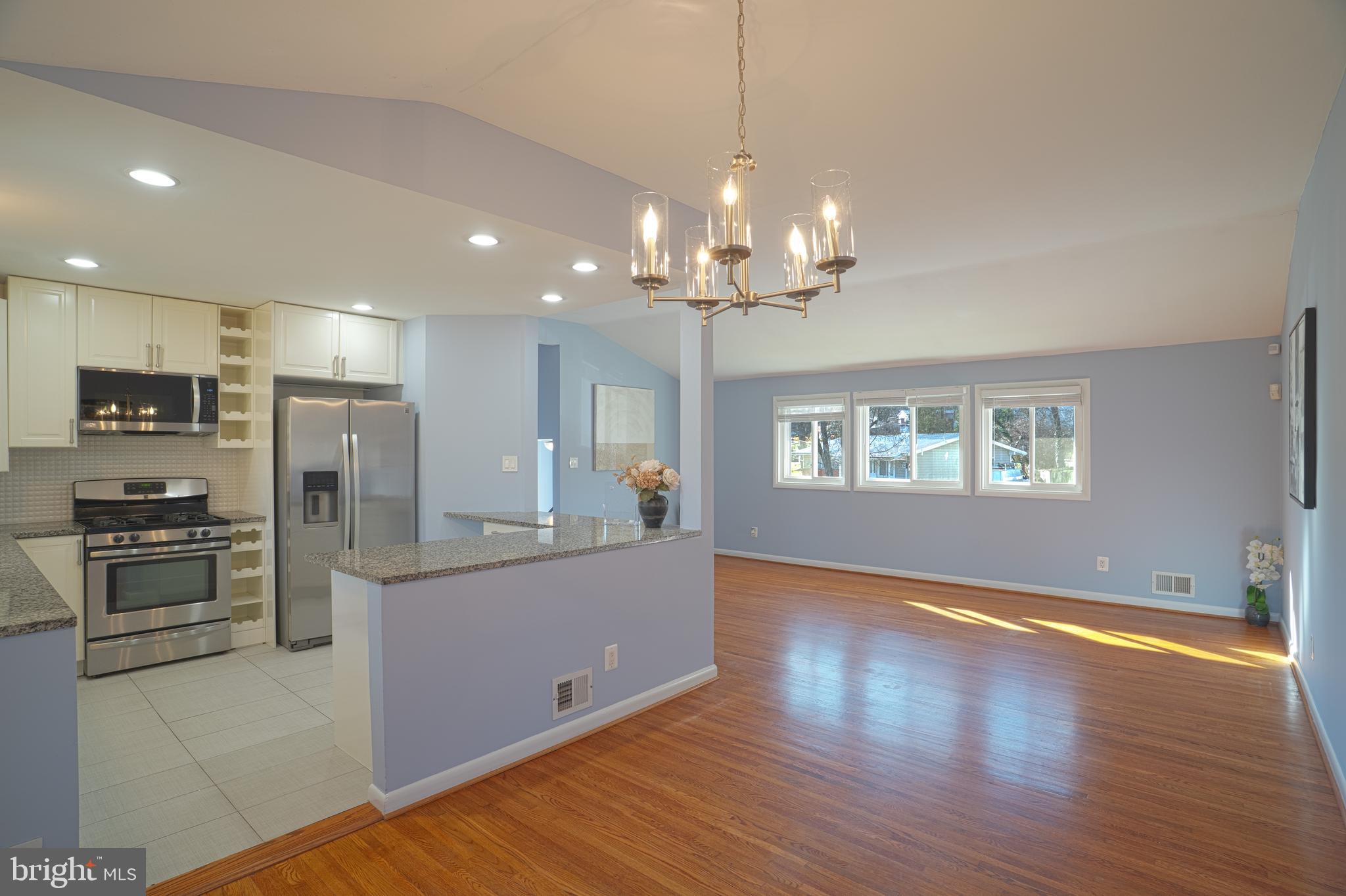 RIVER RIDGE - Residential