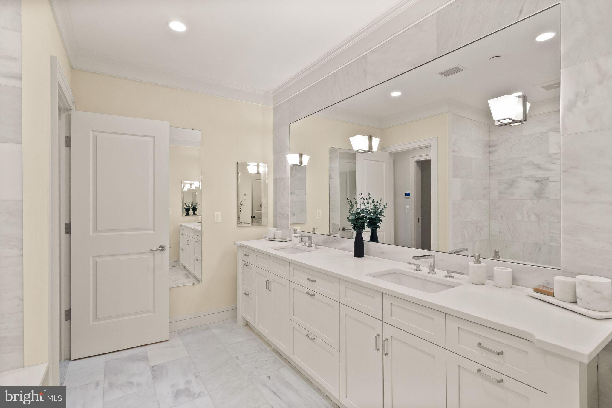CAPITOL HILL - Residential