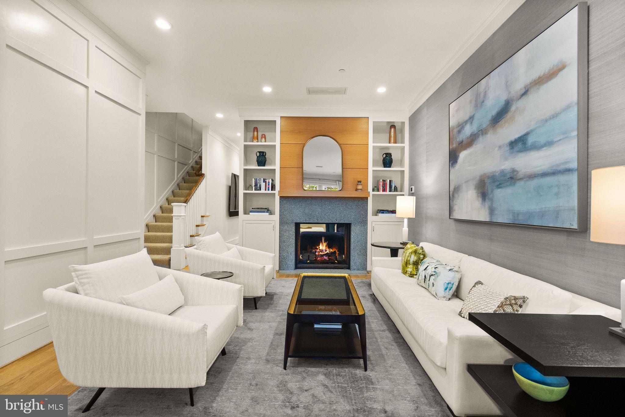 CAPITOL HILL - Residential