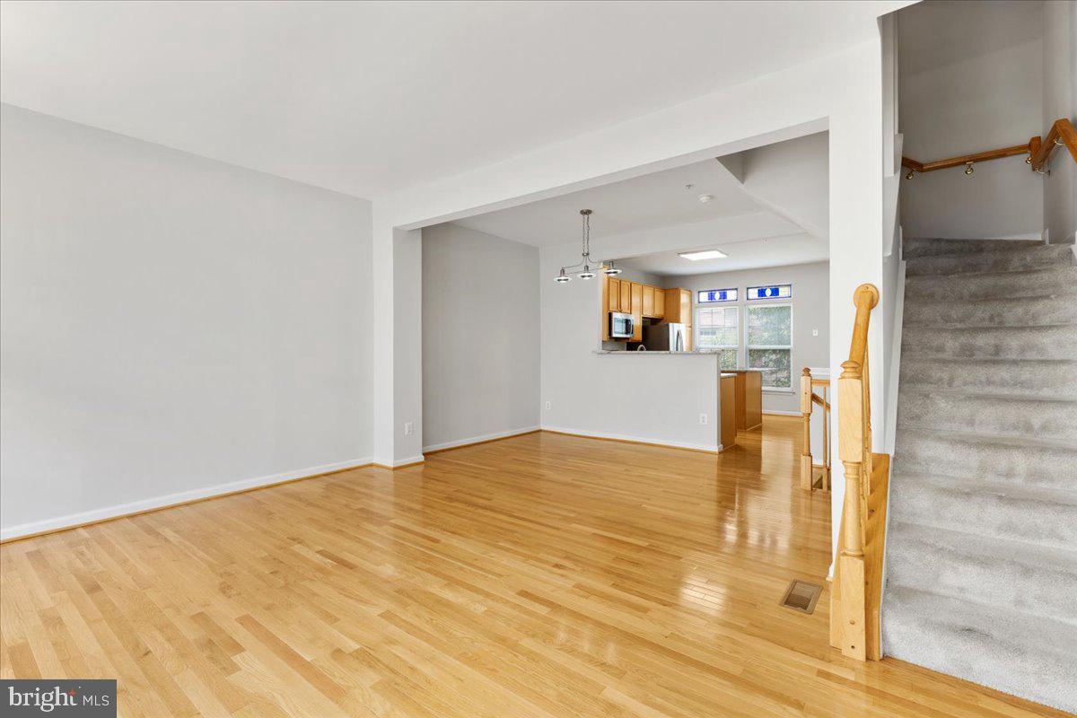 SUMMERS GROVE - Residential Lease