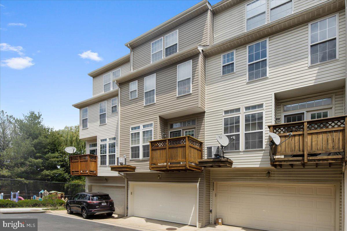 SUMMERS GROVE - Residential Lease