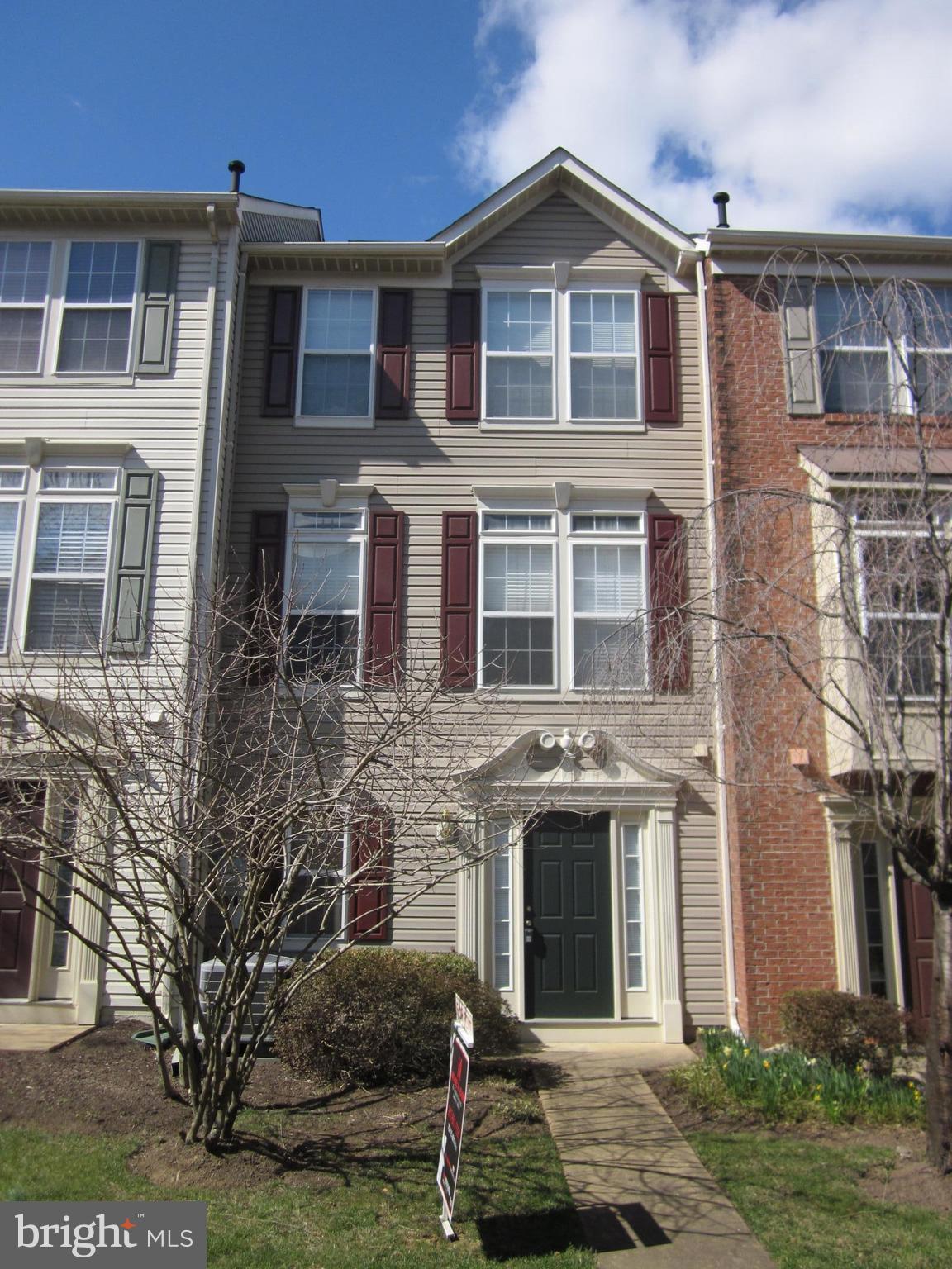 SUMMERS GROVE - Residential Lease