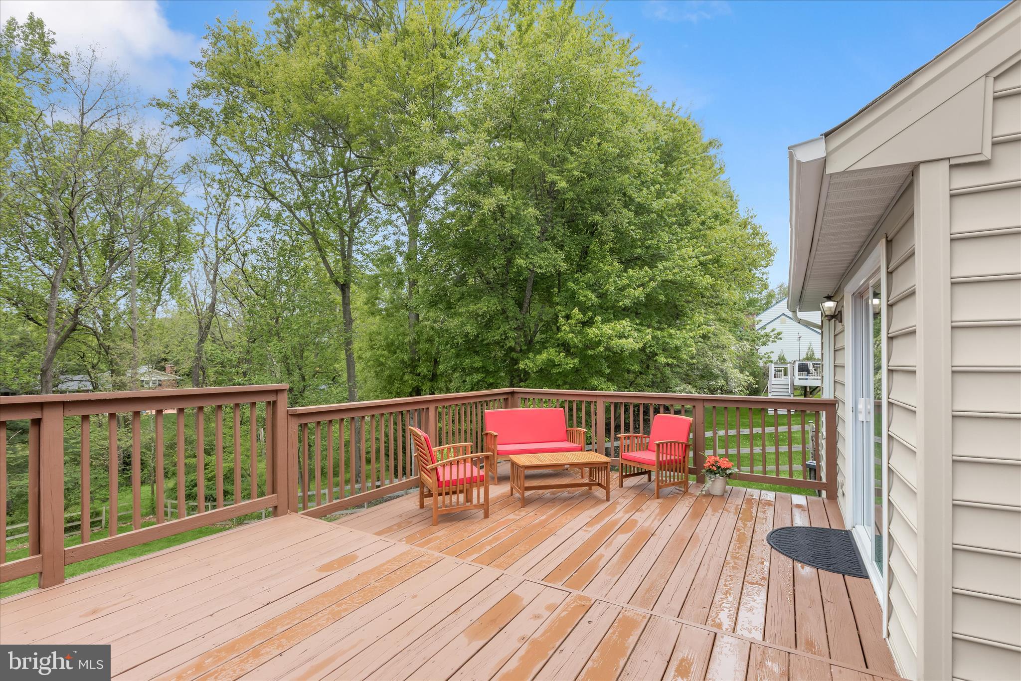 RIVERS EDGE - Residential