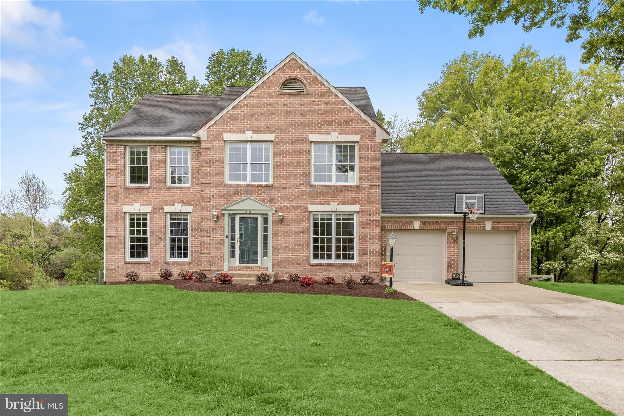RIVERS EDGE - Residential