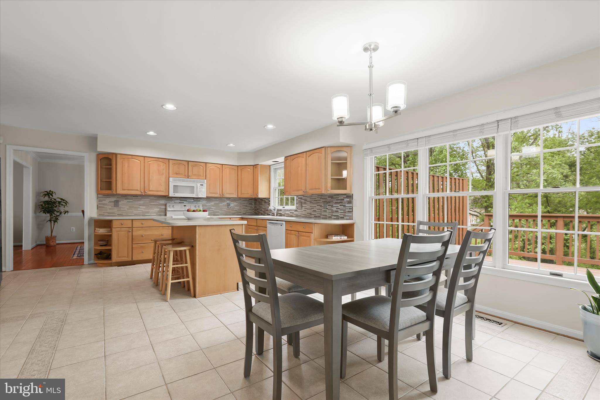 RIVERS EDGE - Residential