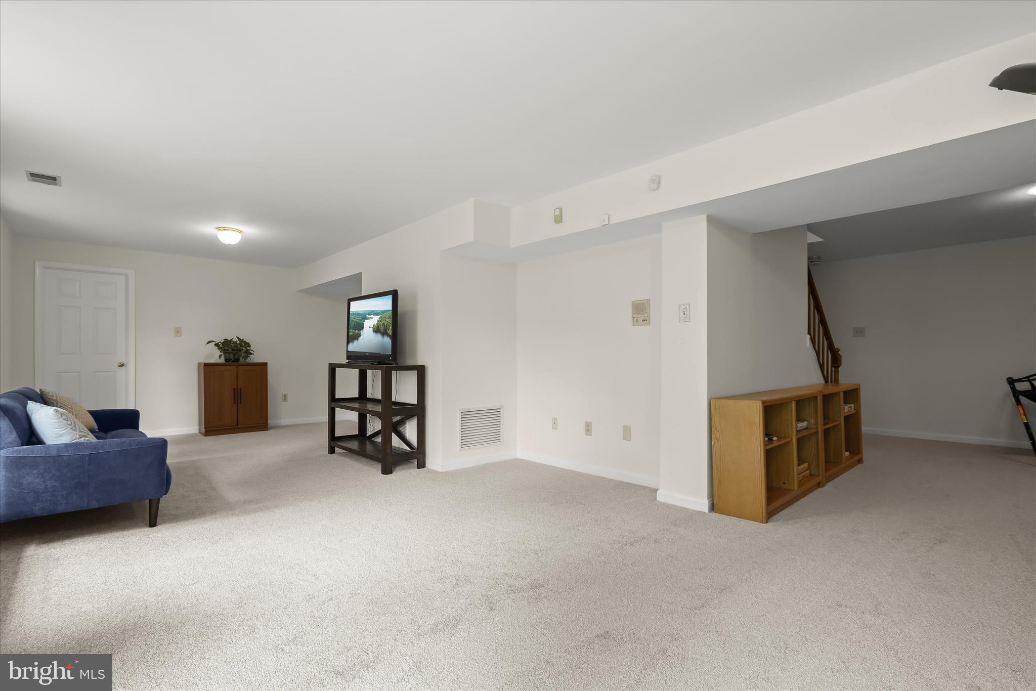 RIVERS EDGE - Residential