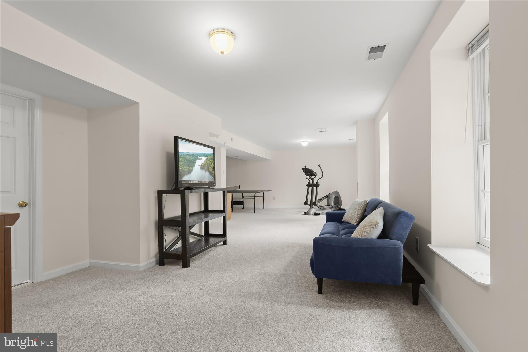 RIVERS EDGE - Residential