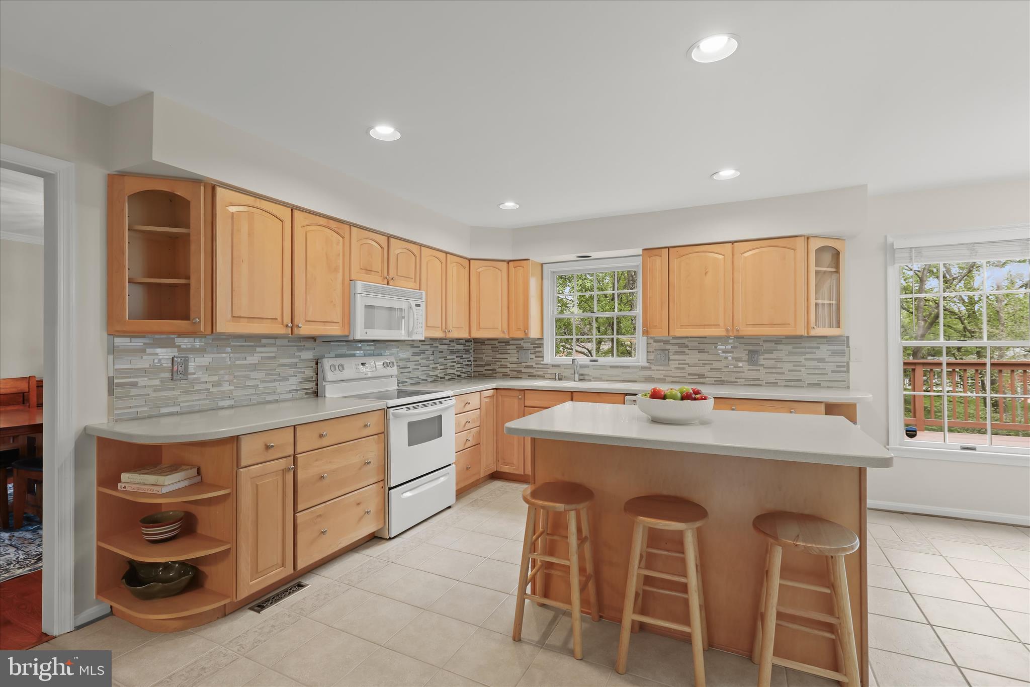 RIVERS EDGE - Residential