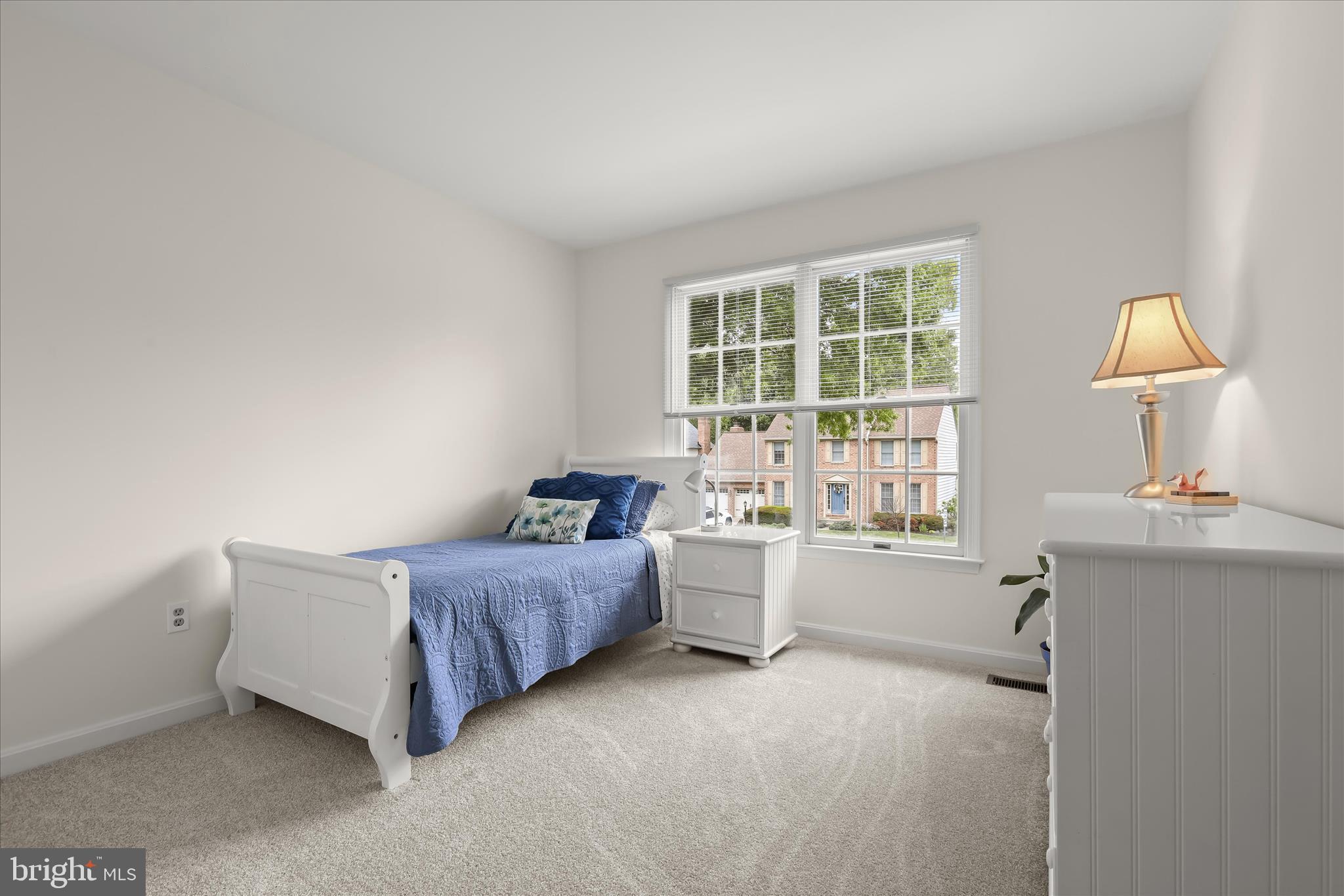RIVERS EDGE - Residential