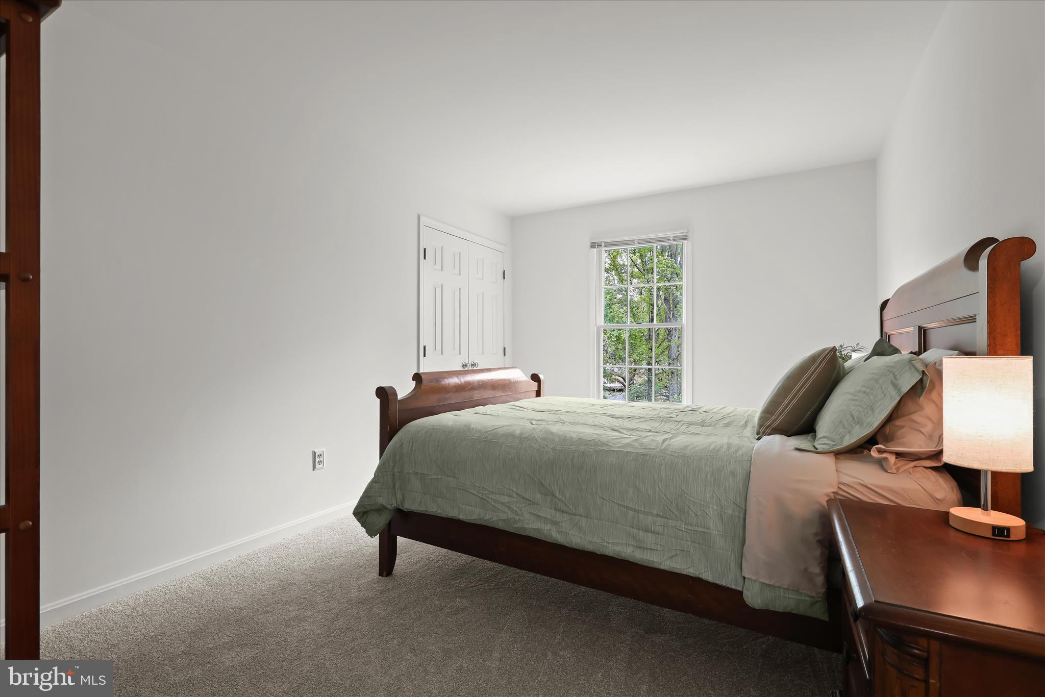 RIVERS EDGE - Residential