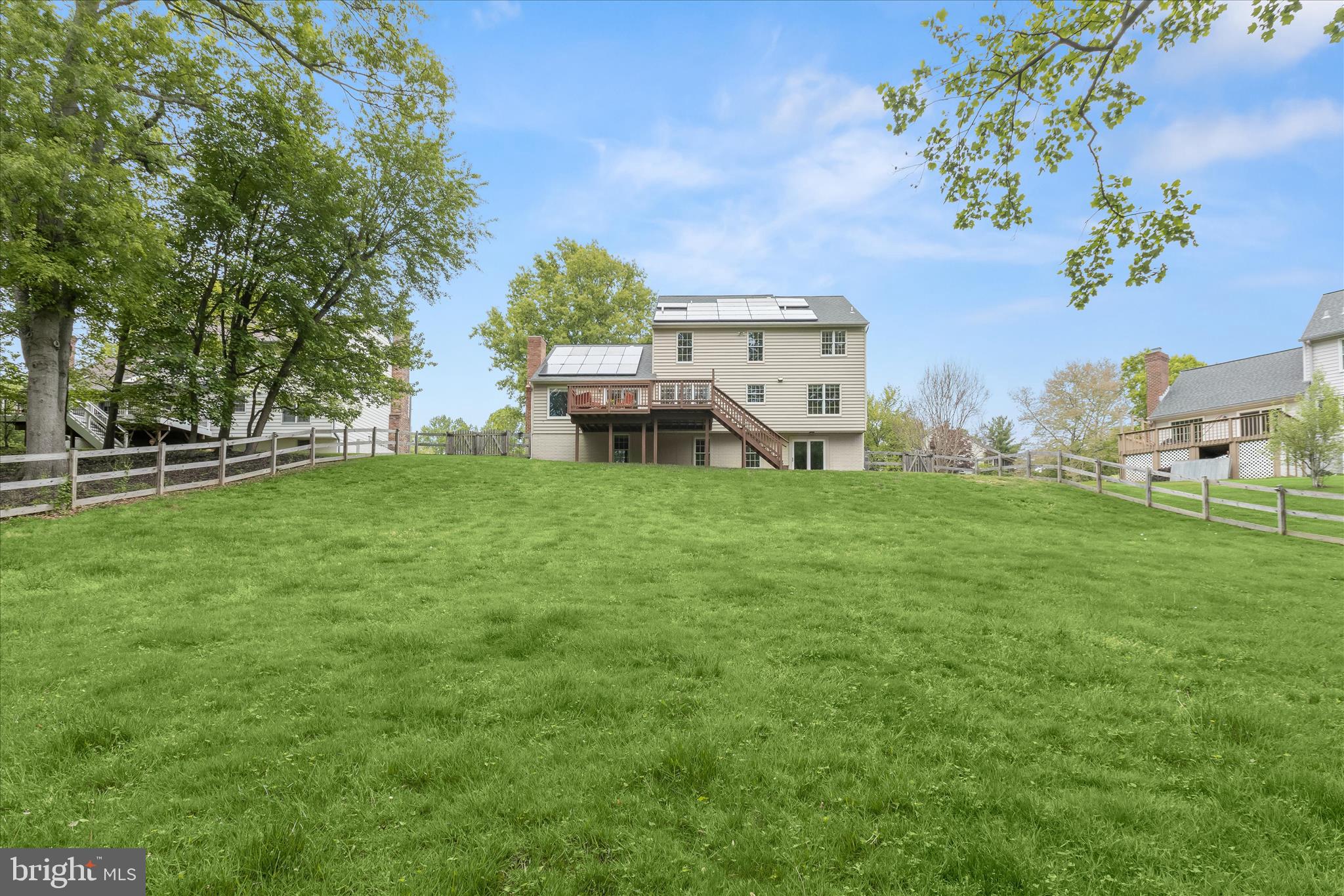 RIVERS EDGE - Residential