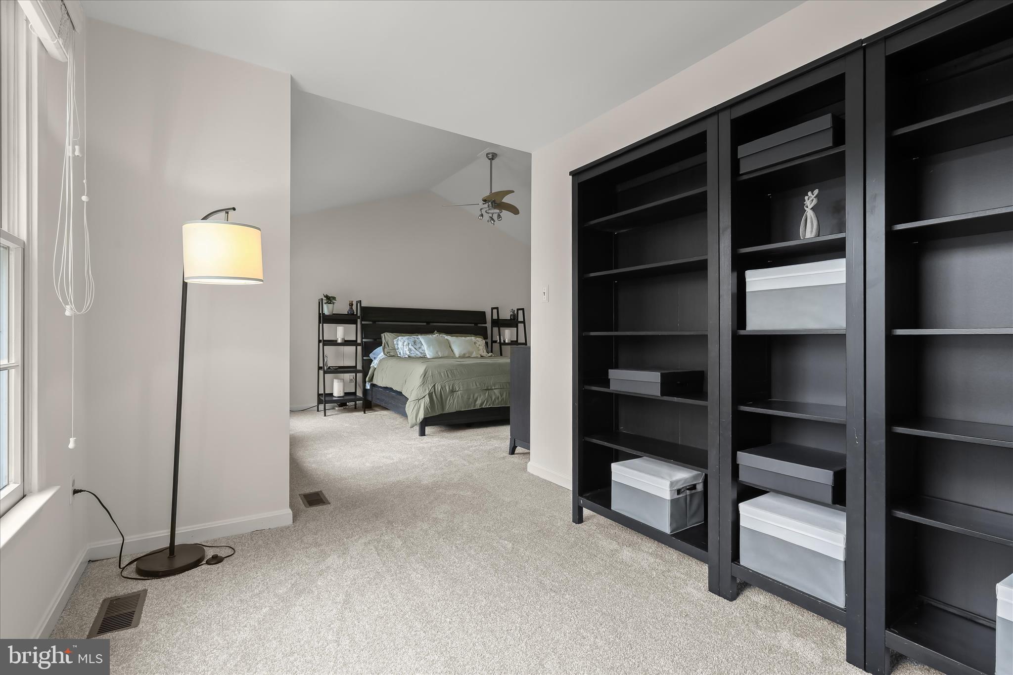 RIVERS EDGE - Residential