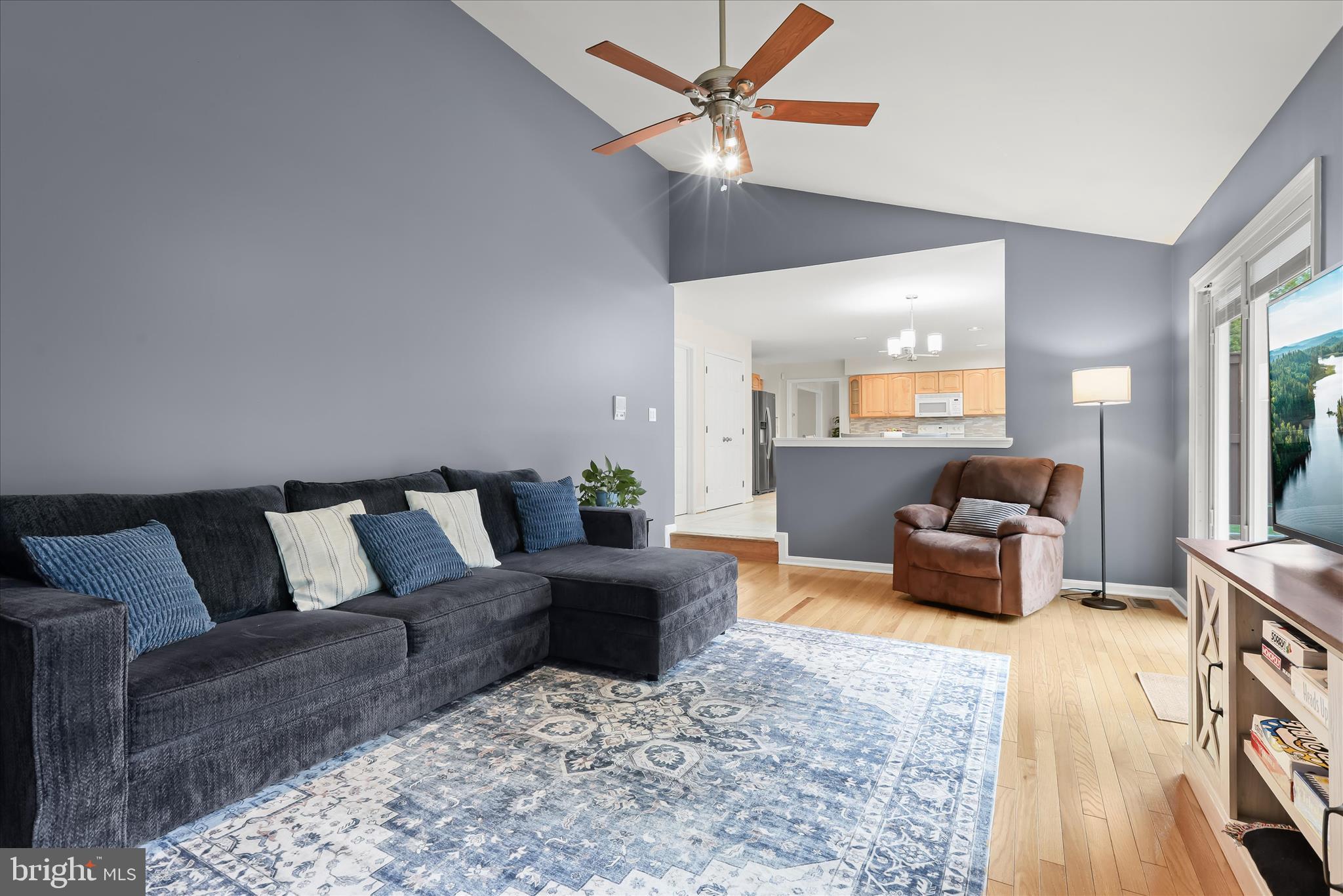 RIVERS EDGE - Residential