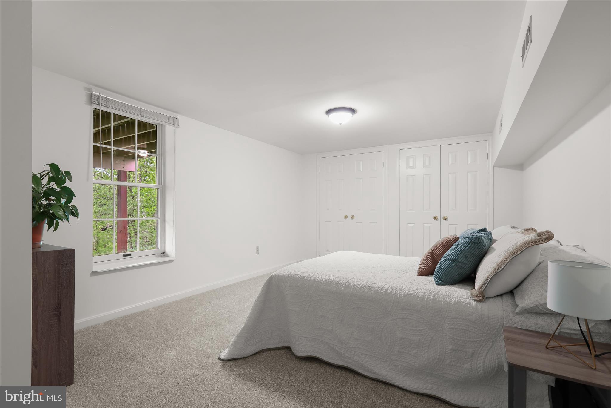 RIVERS EDGE - Residential