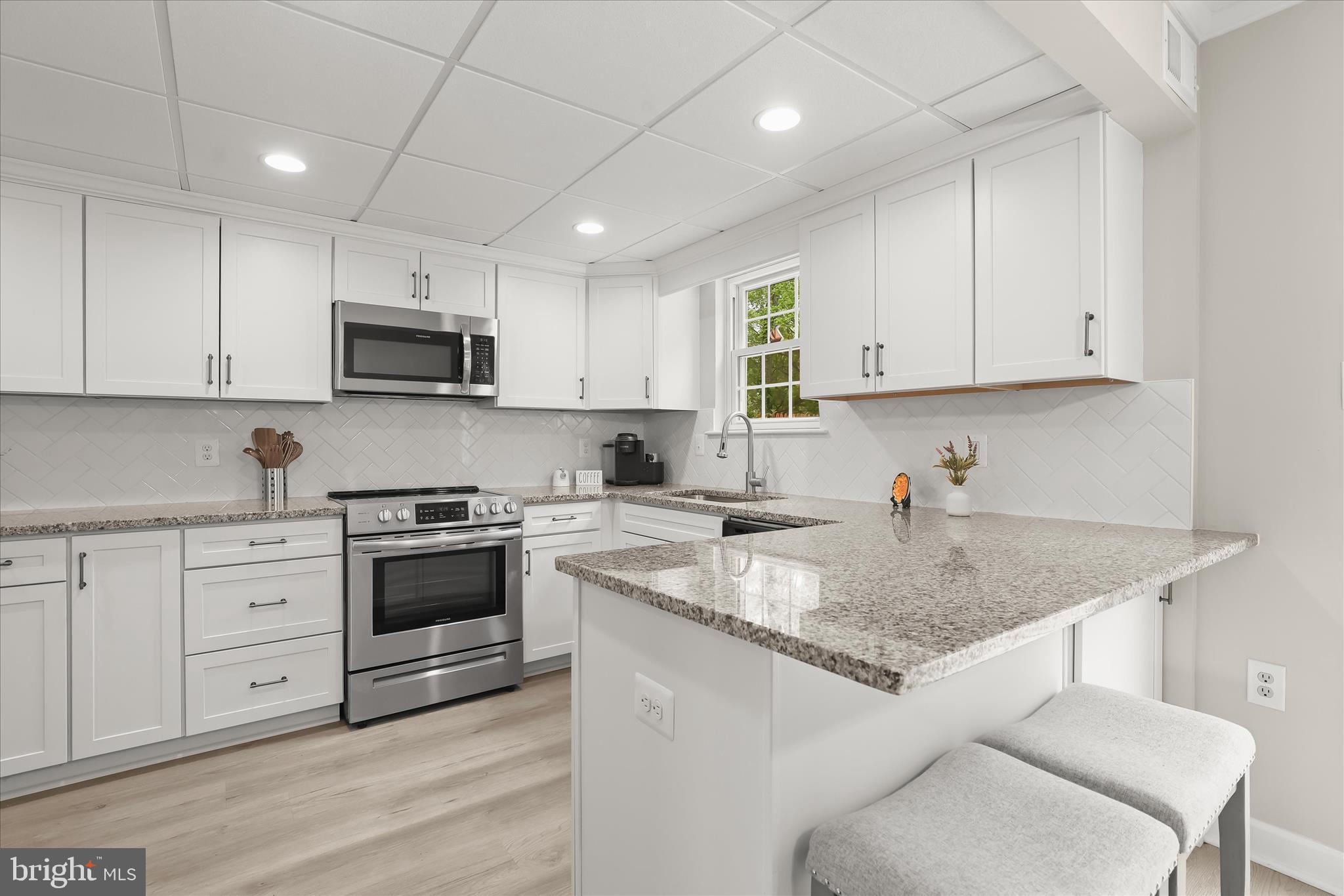 MAGOTHY ESTATES - Residential
