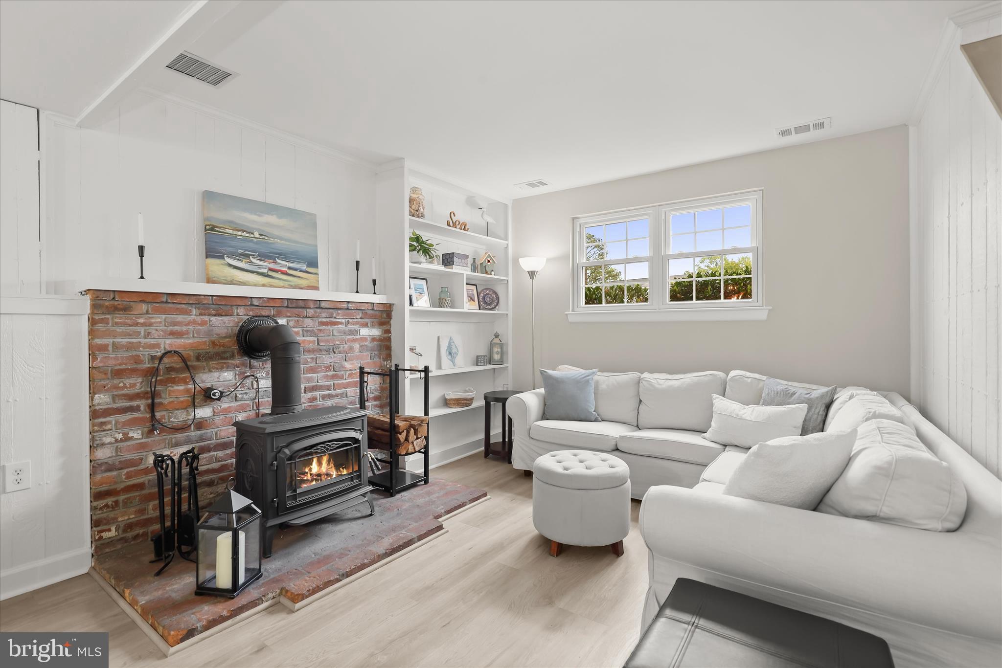 MAGOTHY ESTATES - Residential