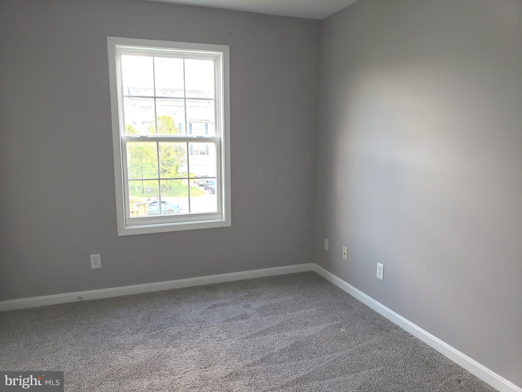 MILLS FARM - Residential