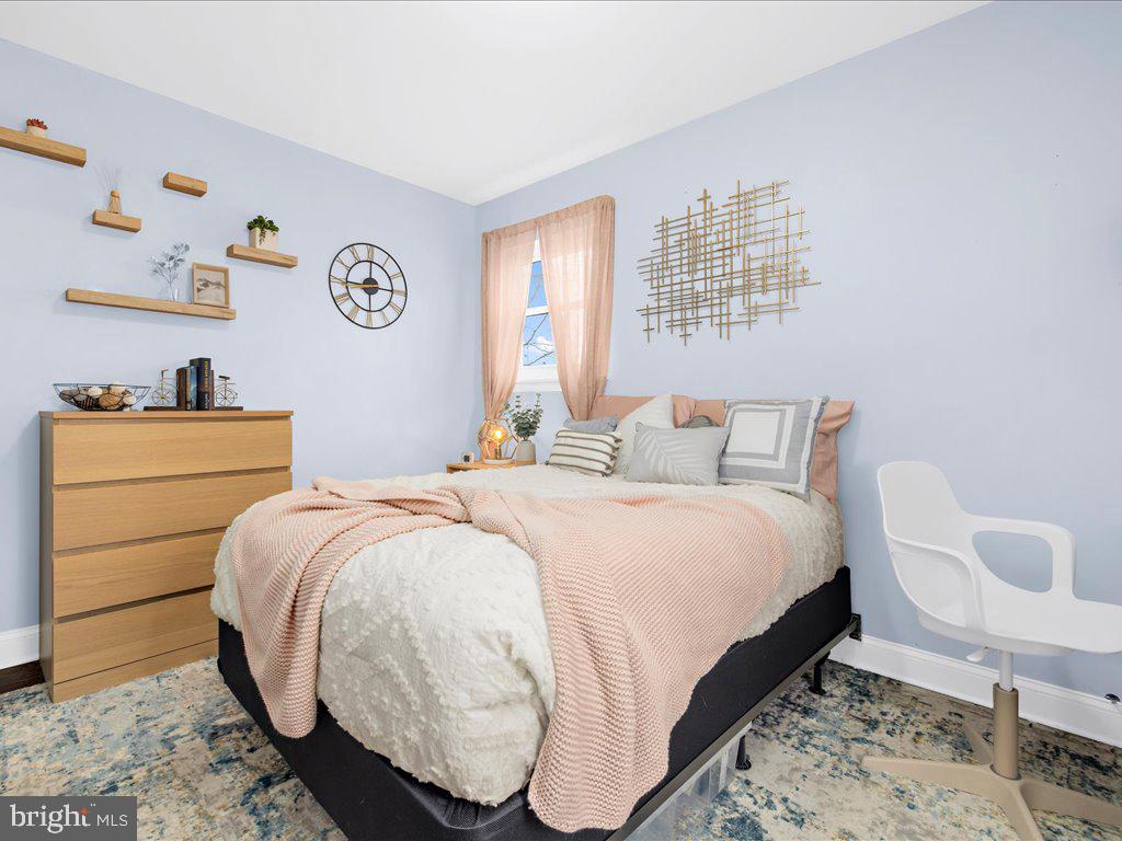 VALLEYWOOD - Residential