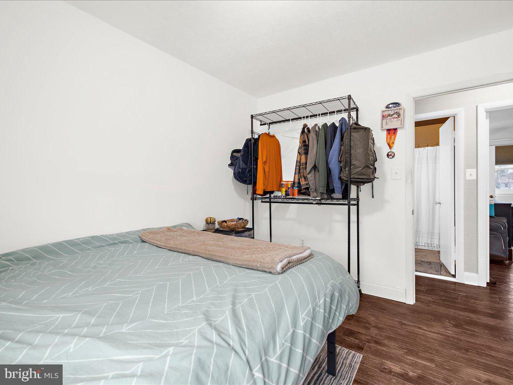 VALLEYWOOD - Residential