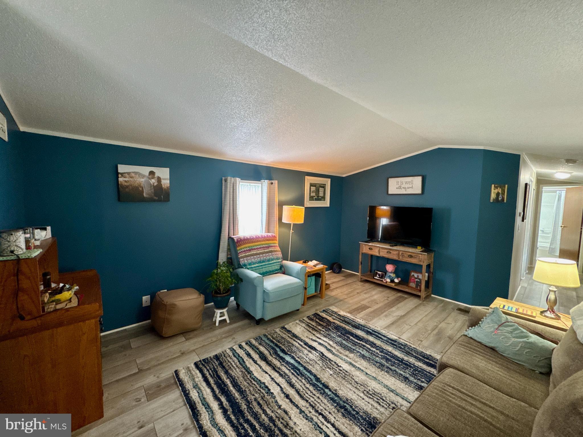 MEADOWVIEW ESTATES - Residential