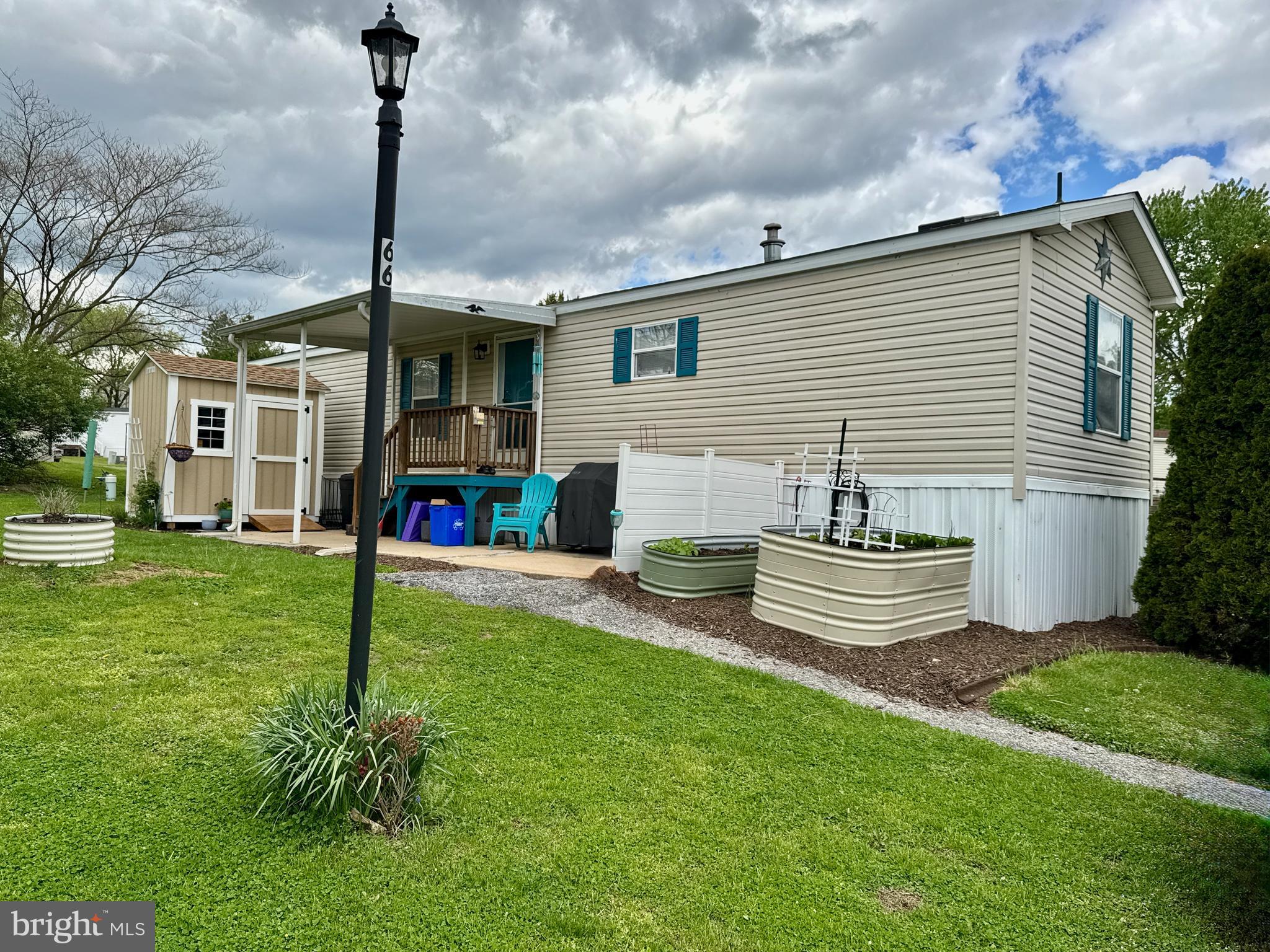 MEADOWVIEW ESTATES - Residential