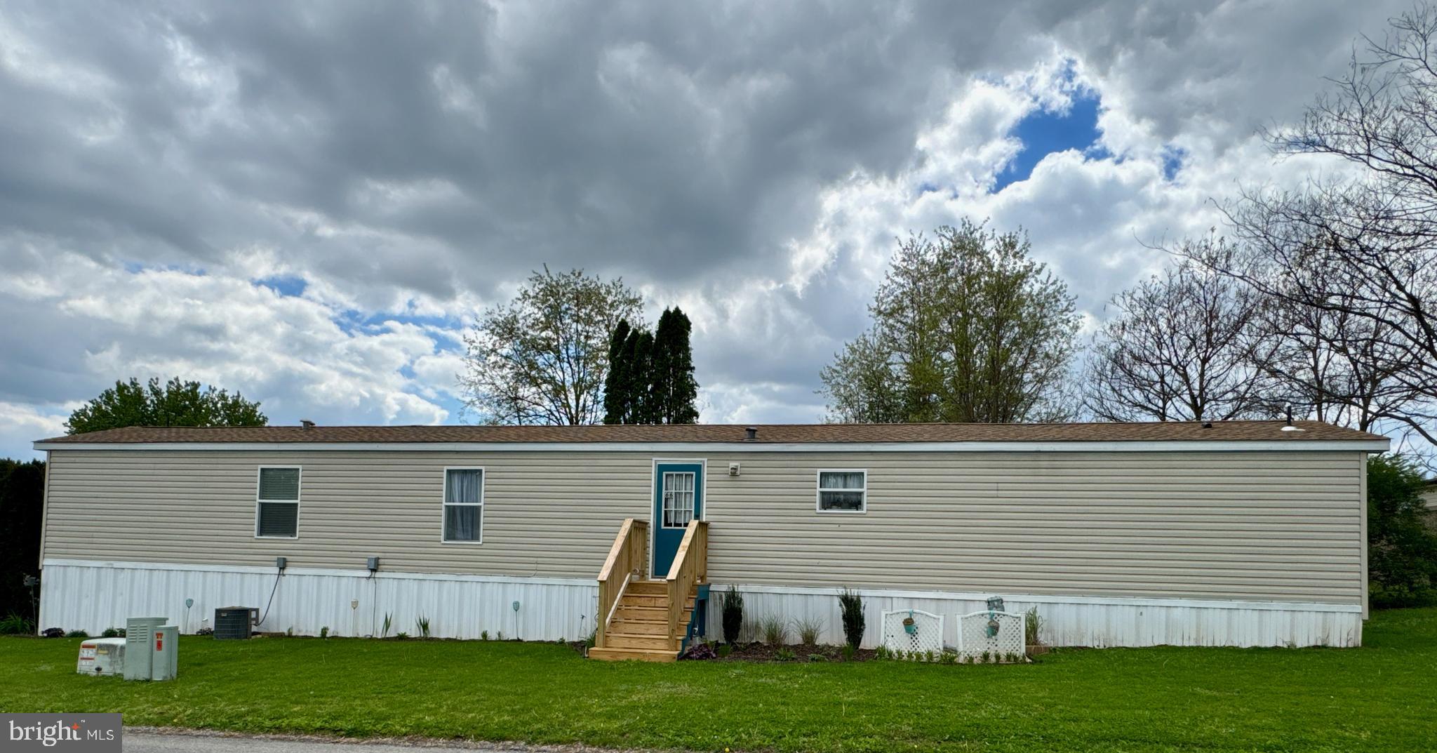 MEADOWVIEW ESTATES - Residential