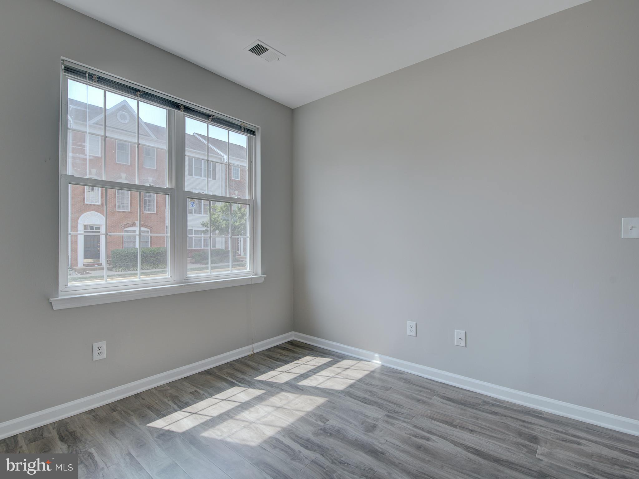 AMBERLEA AT SOUTH RIDING - Residential