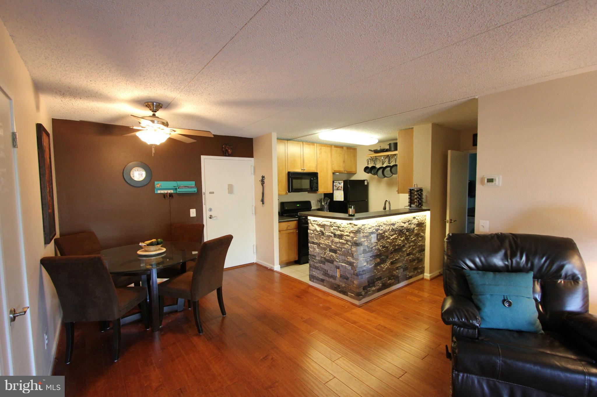 TWENTY-ONE - Residential