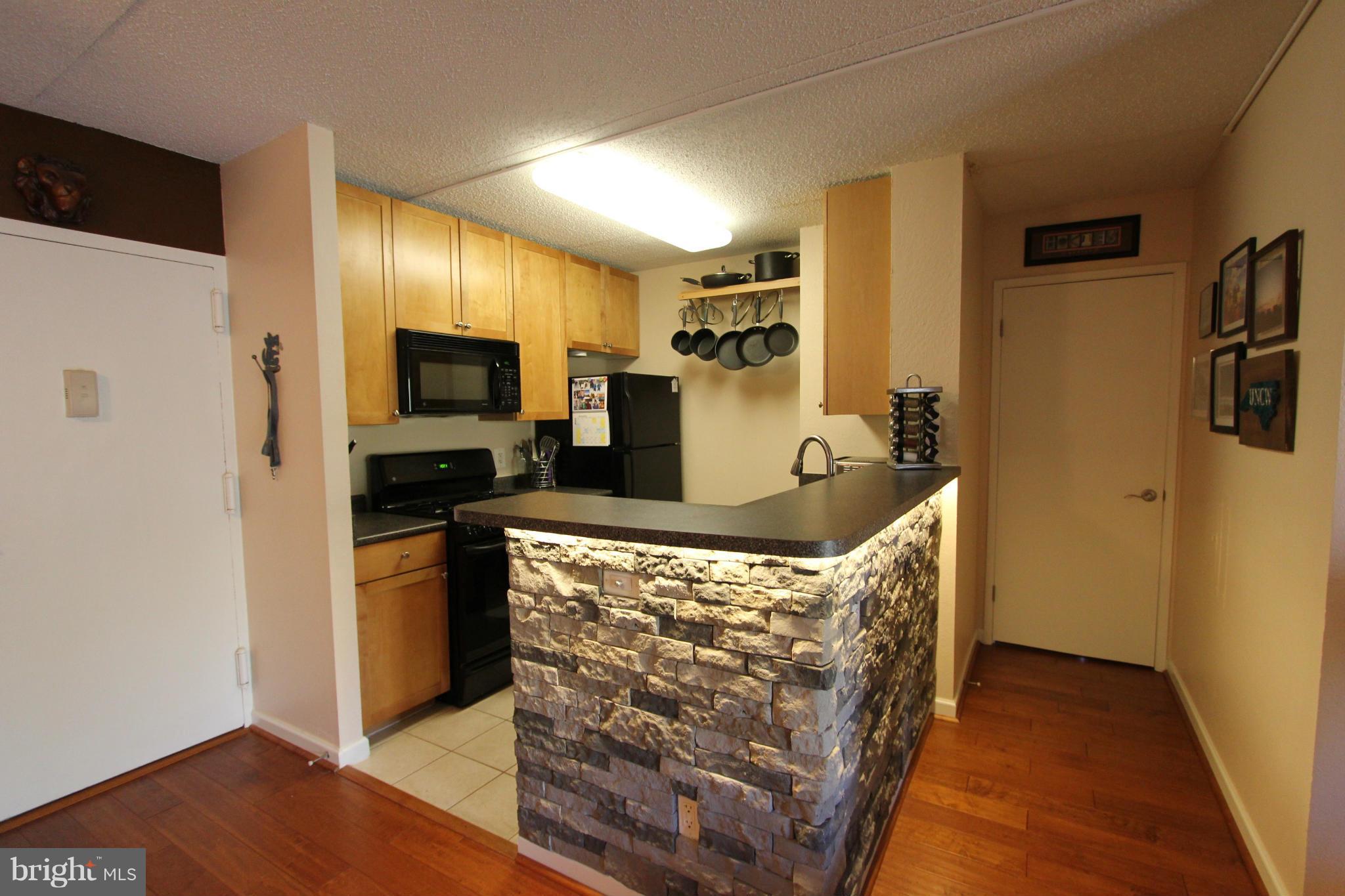 TWENTY-ONE - Residential