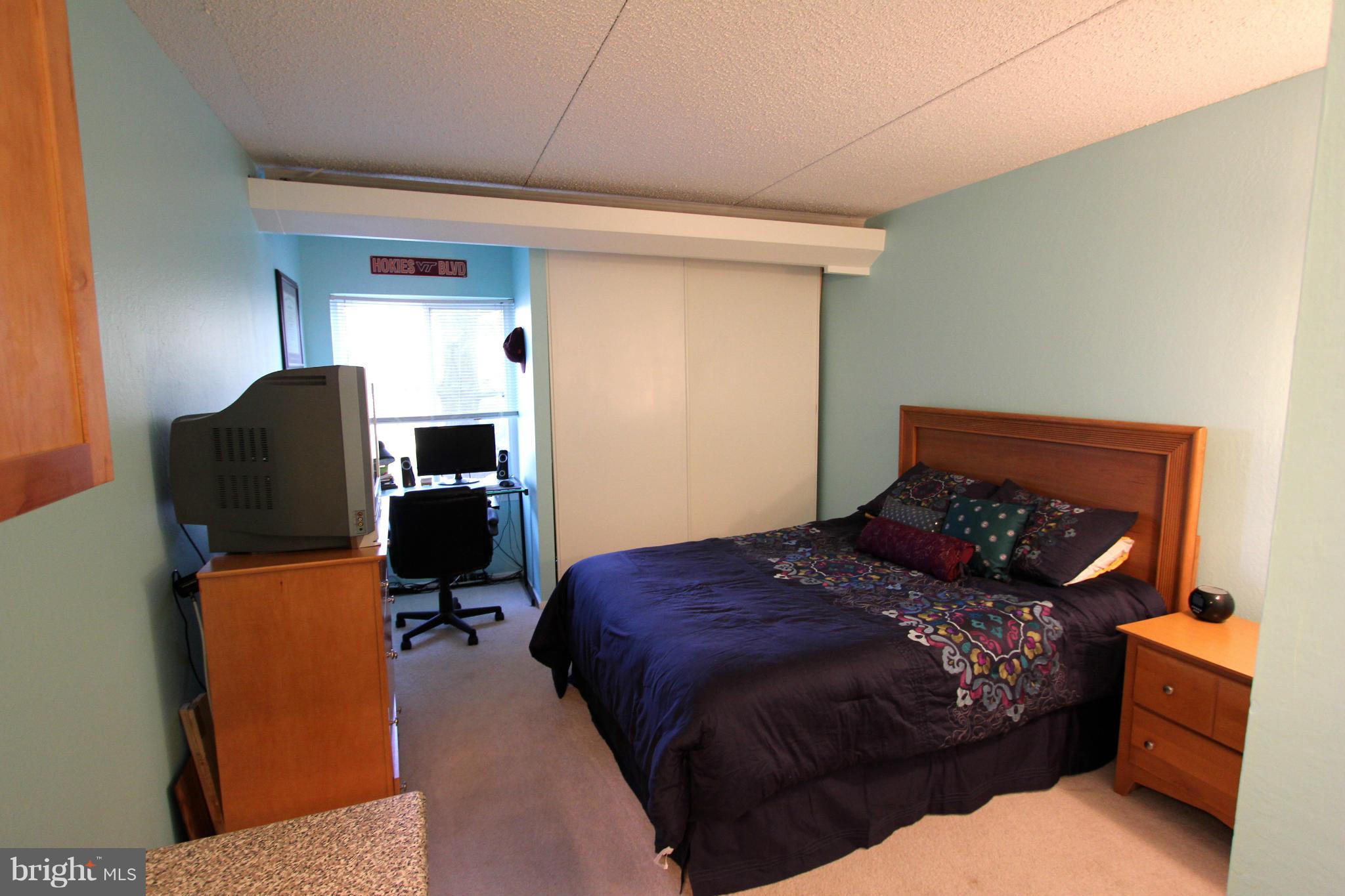 TWENTY-ONE - Residential