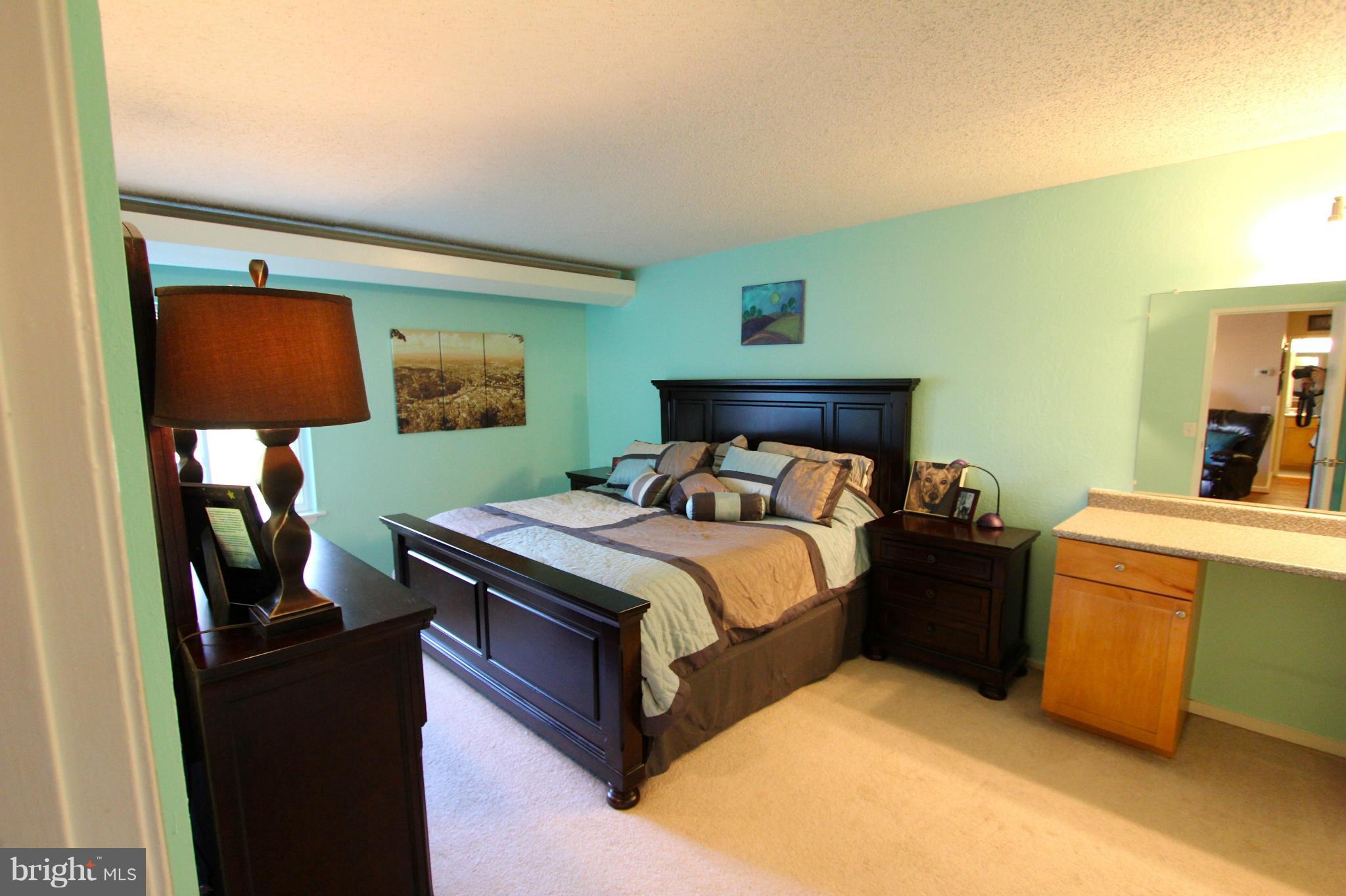 TWENTY-ONE - Residential