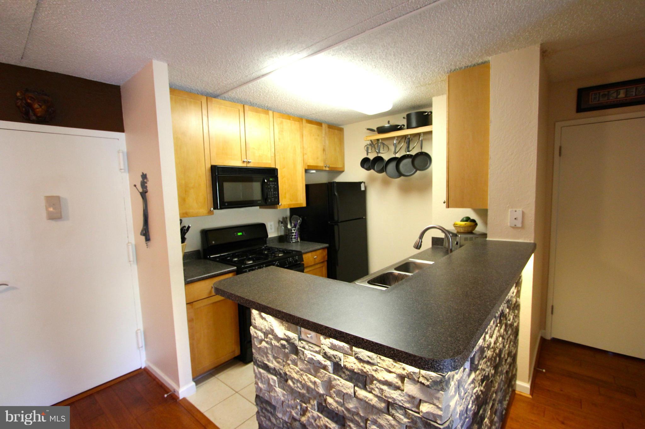 TWENTY-ONE - Residential