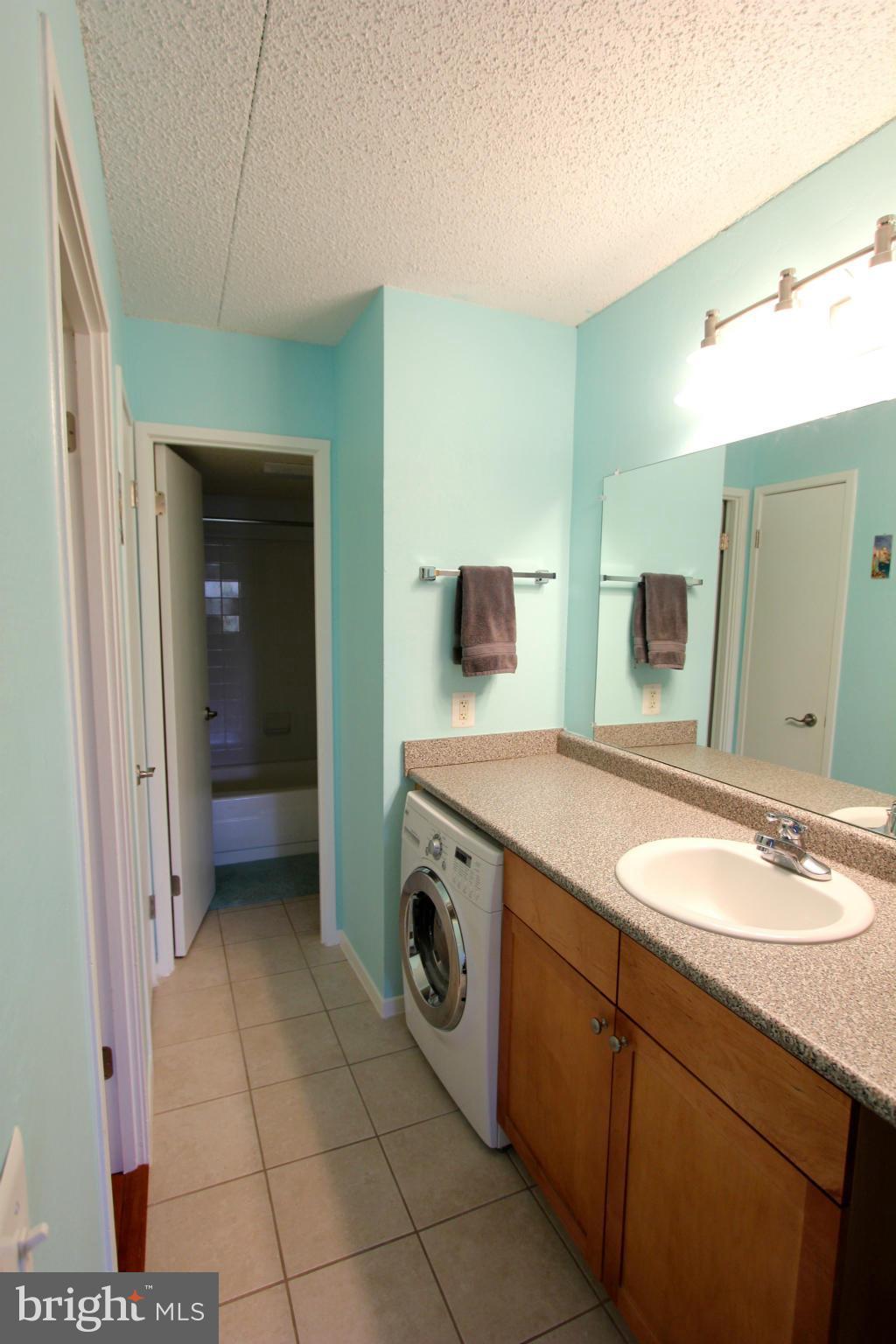 TWENTY-ONE - Residential