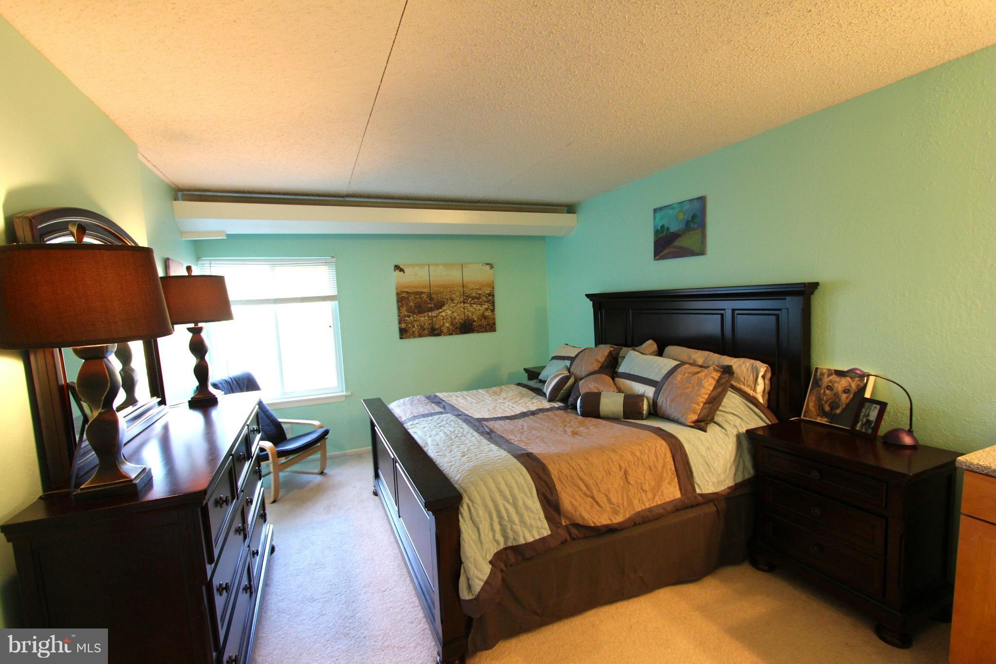 TWENTY-ONE - Residential