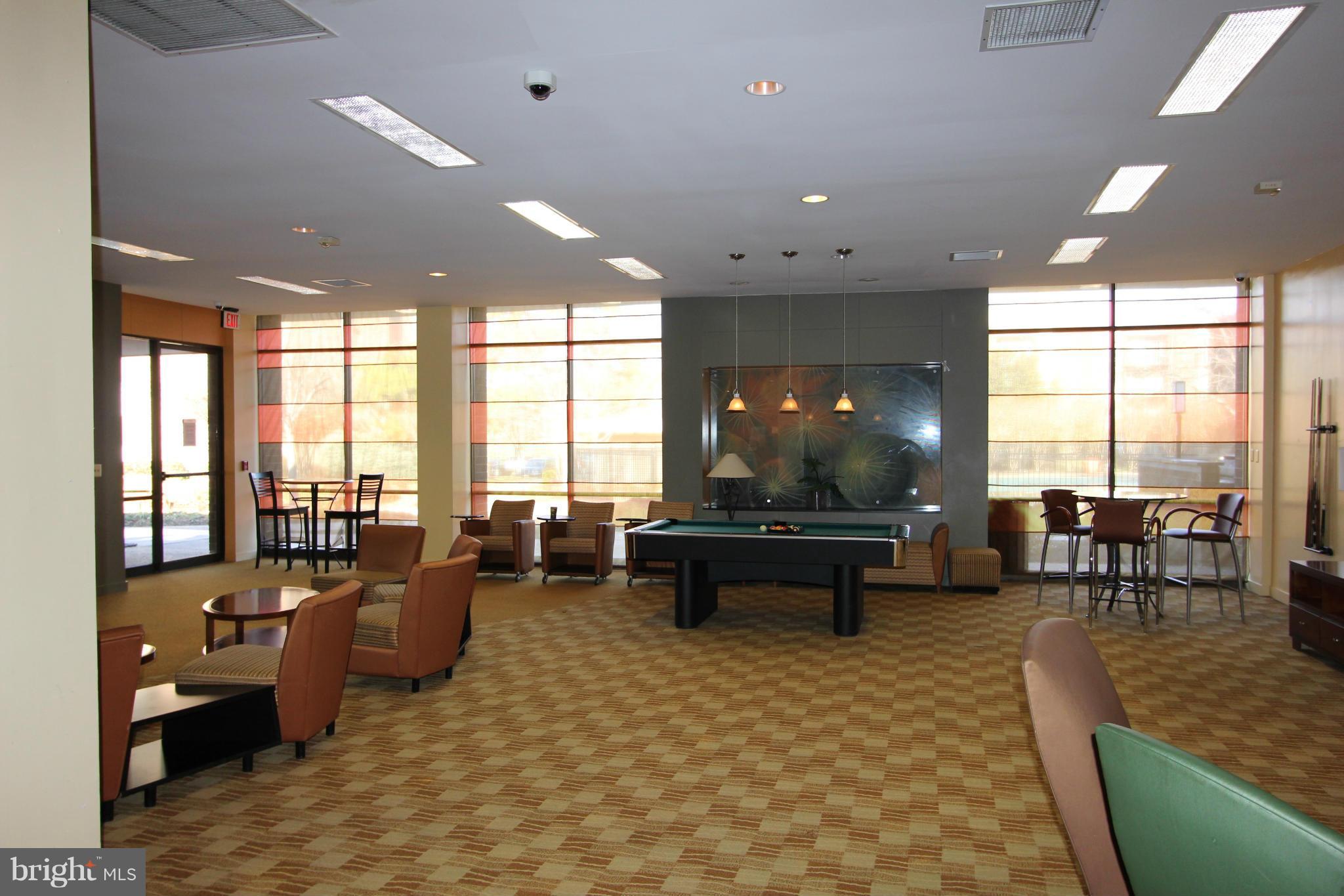 TWENTY-ONE - Residential