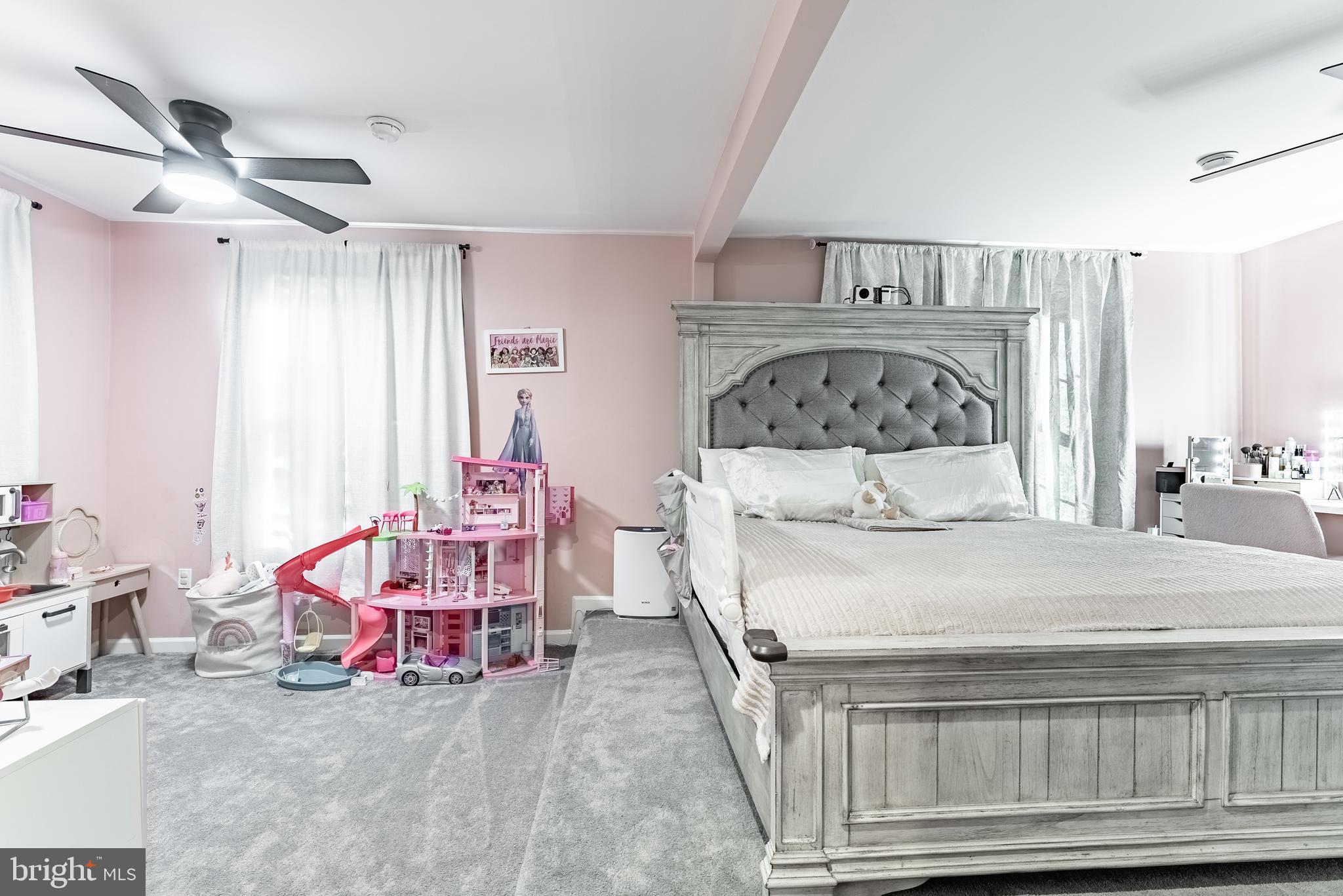 YORKSHIRE ACRES - Residential