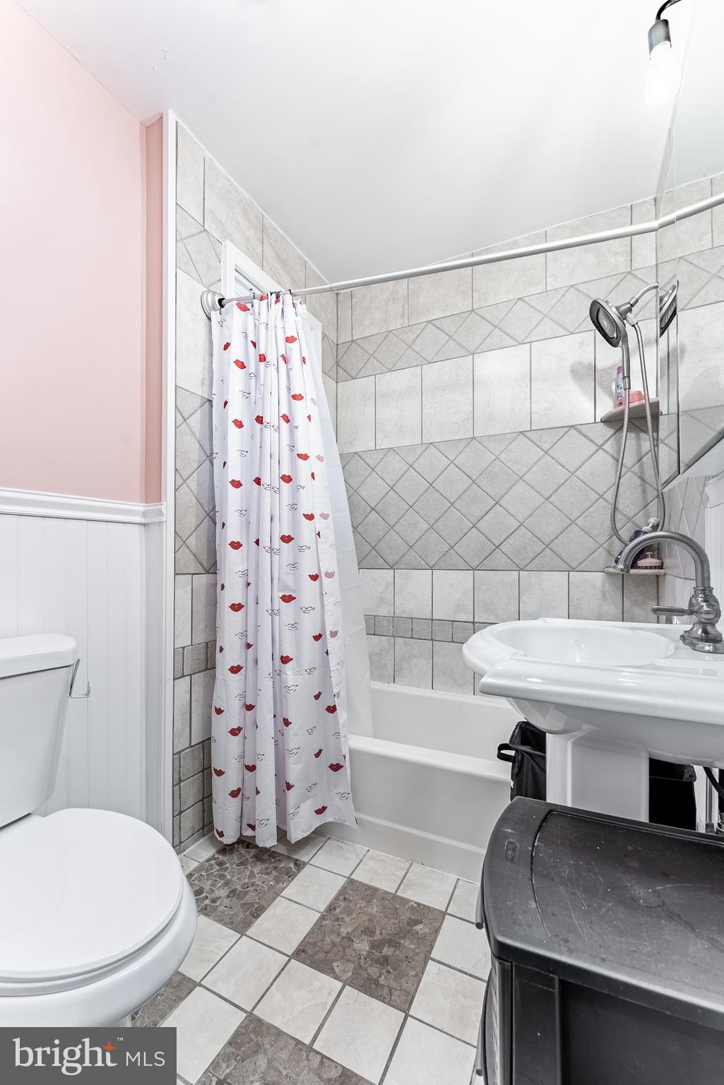 YORKSHIRE ACRES - Residential