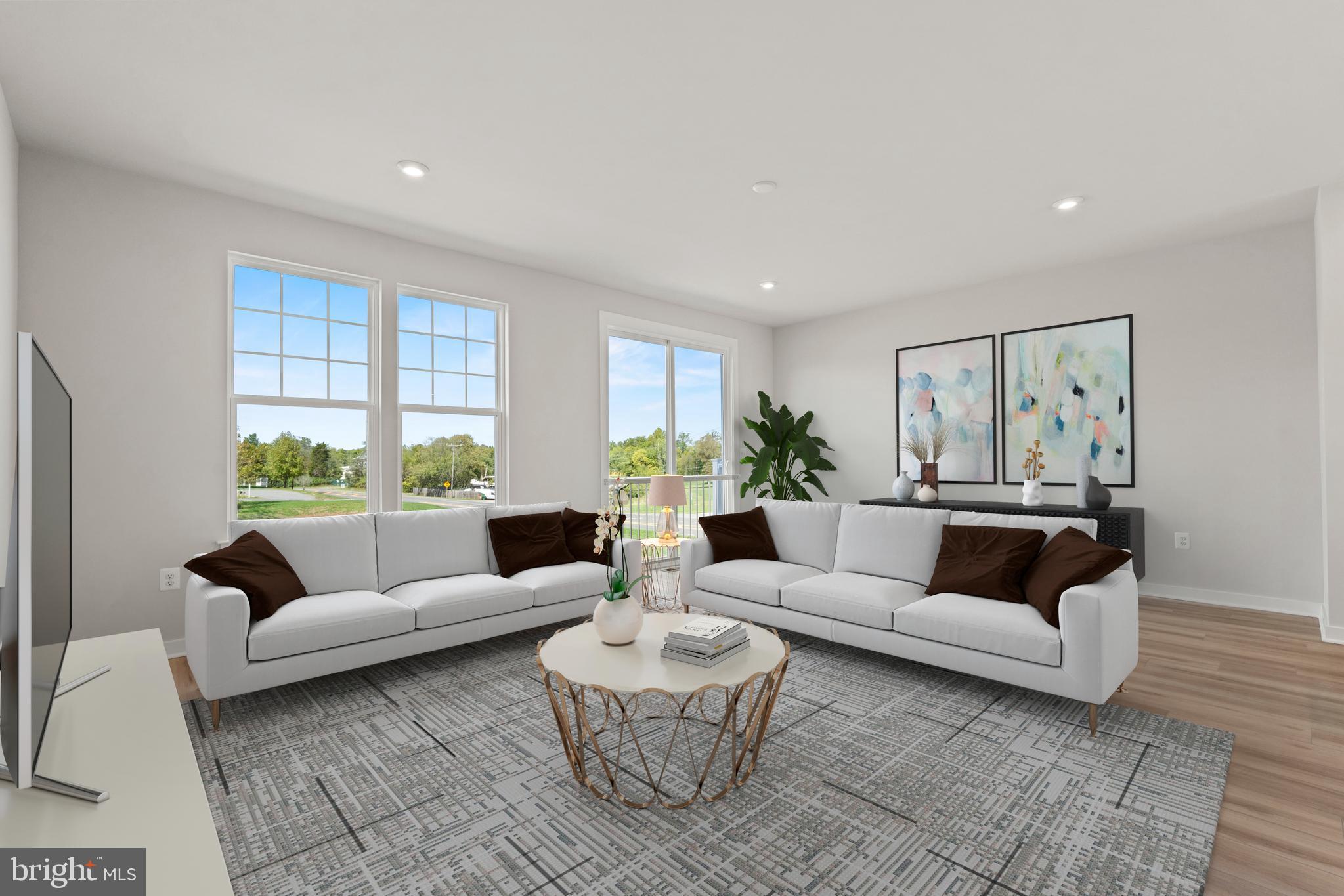 POTOMAC SHORES - Residential