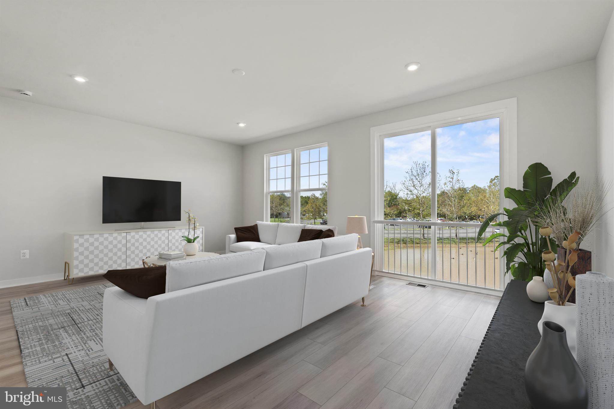 POTOMAC SHORES - Residential