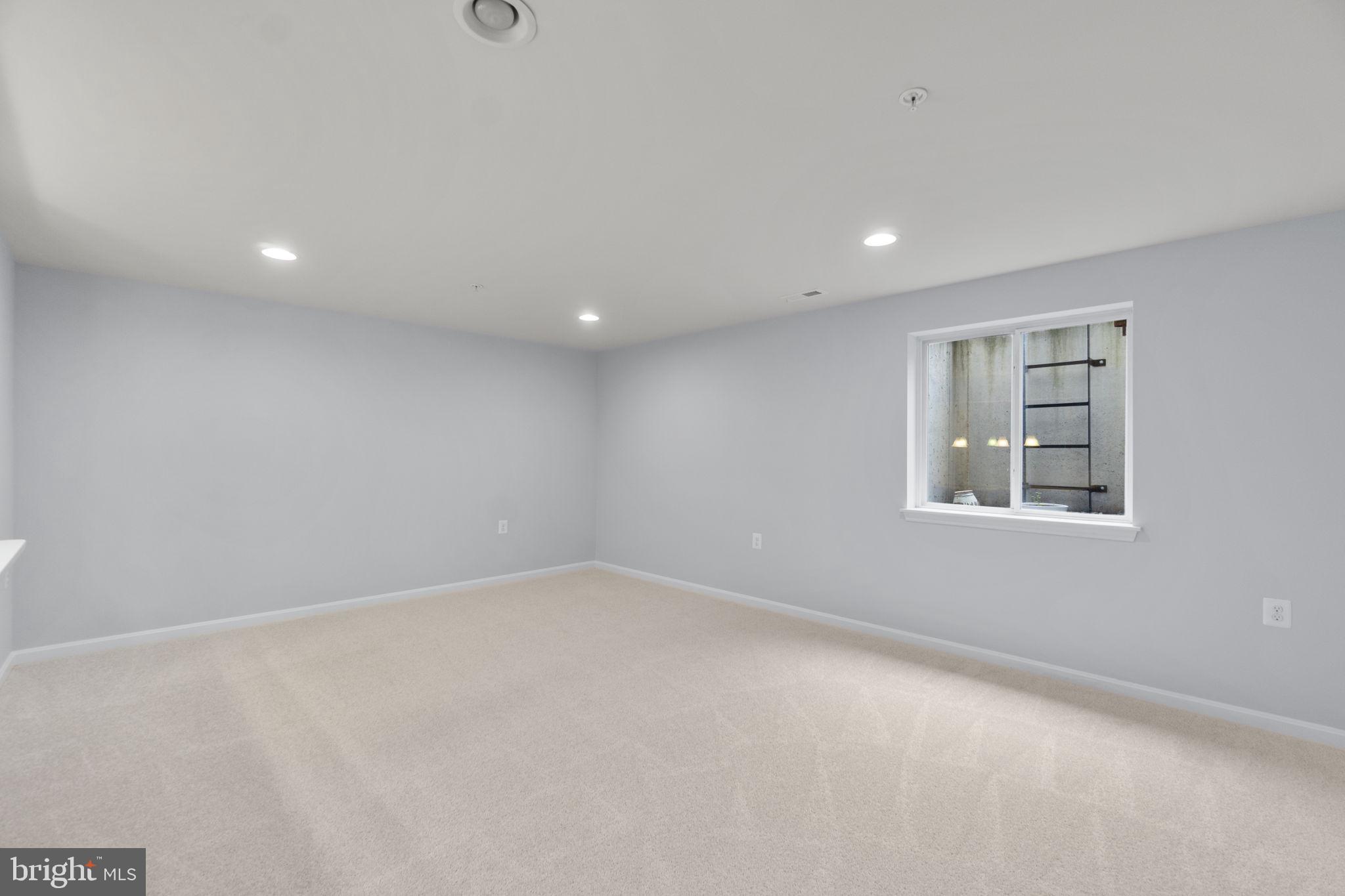 MILL ISLAND AT WORMAN'S MILL - Residential