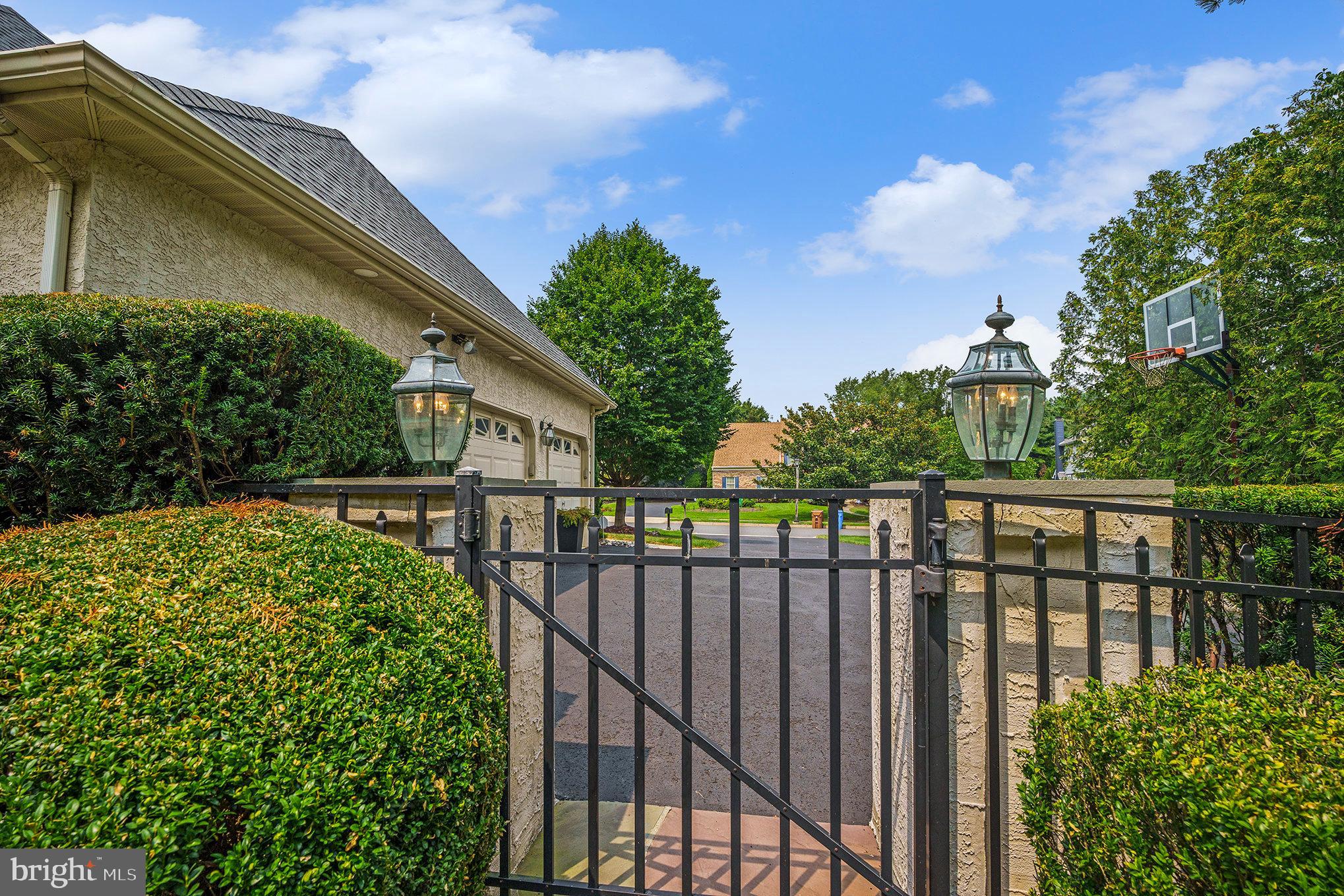 DUBLIN HUNT II - Residential