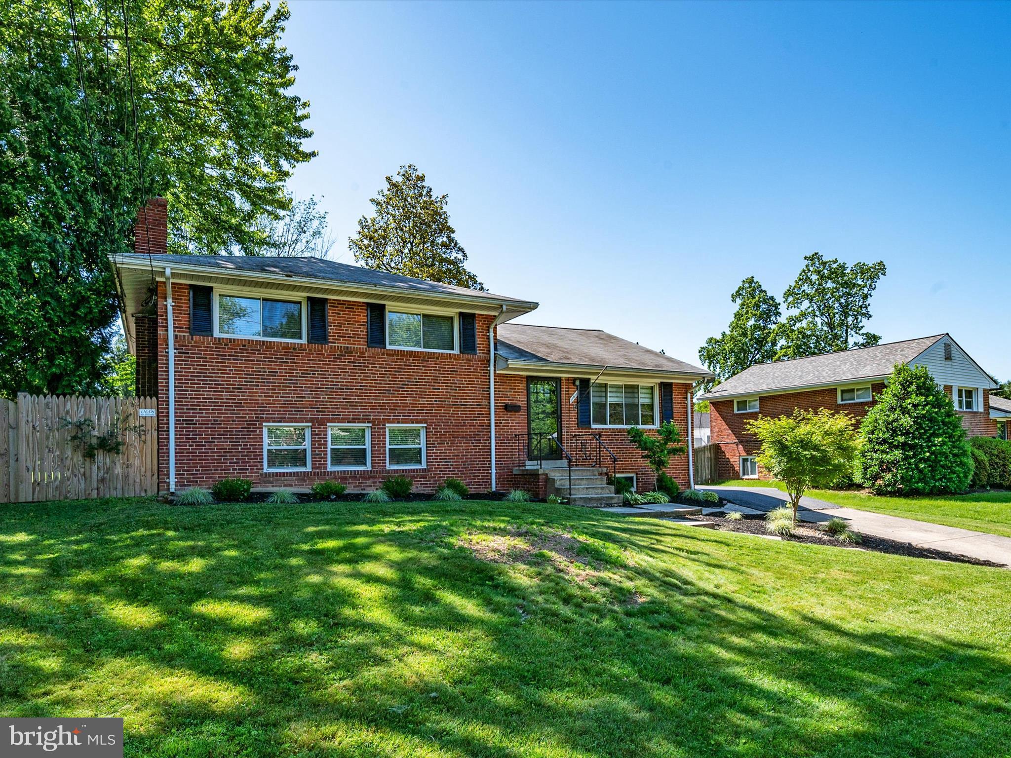 BURNT MILLS MANOR - Residential