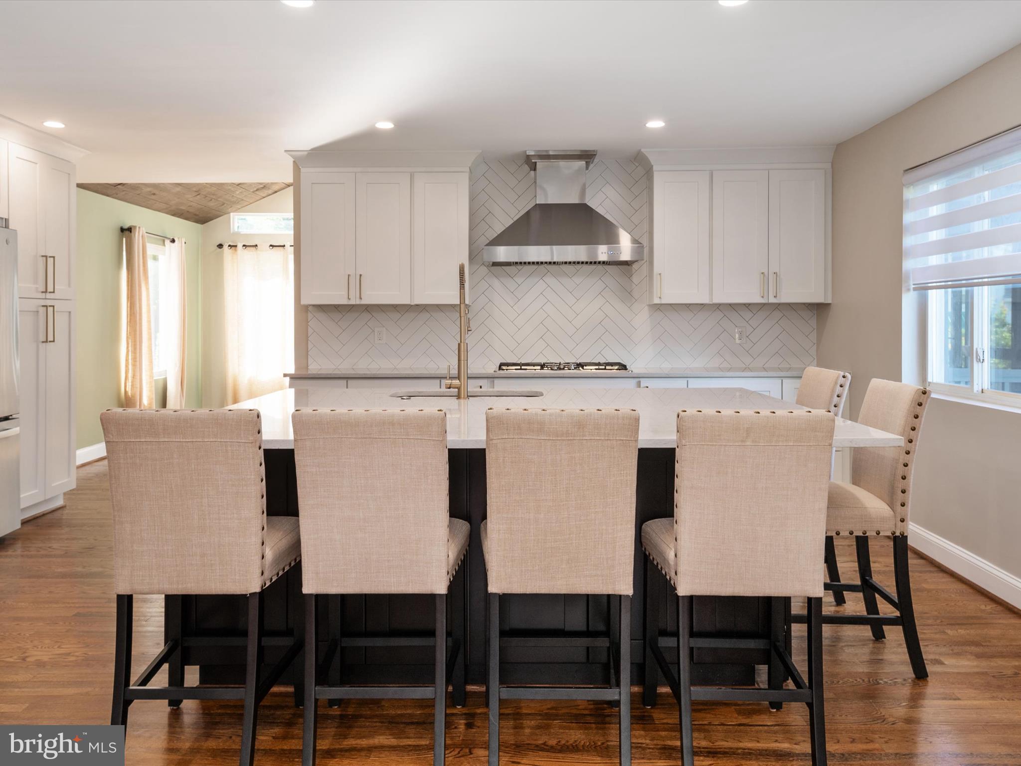 BURNT MILLS MANOR - Residential