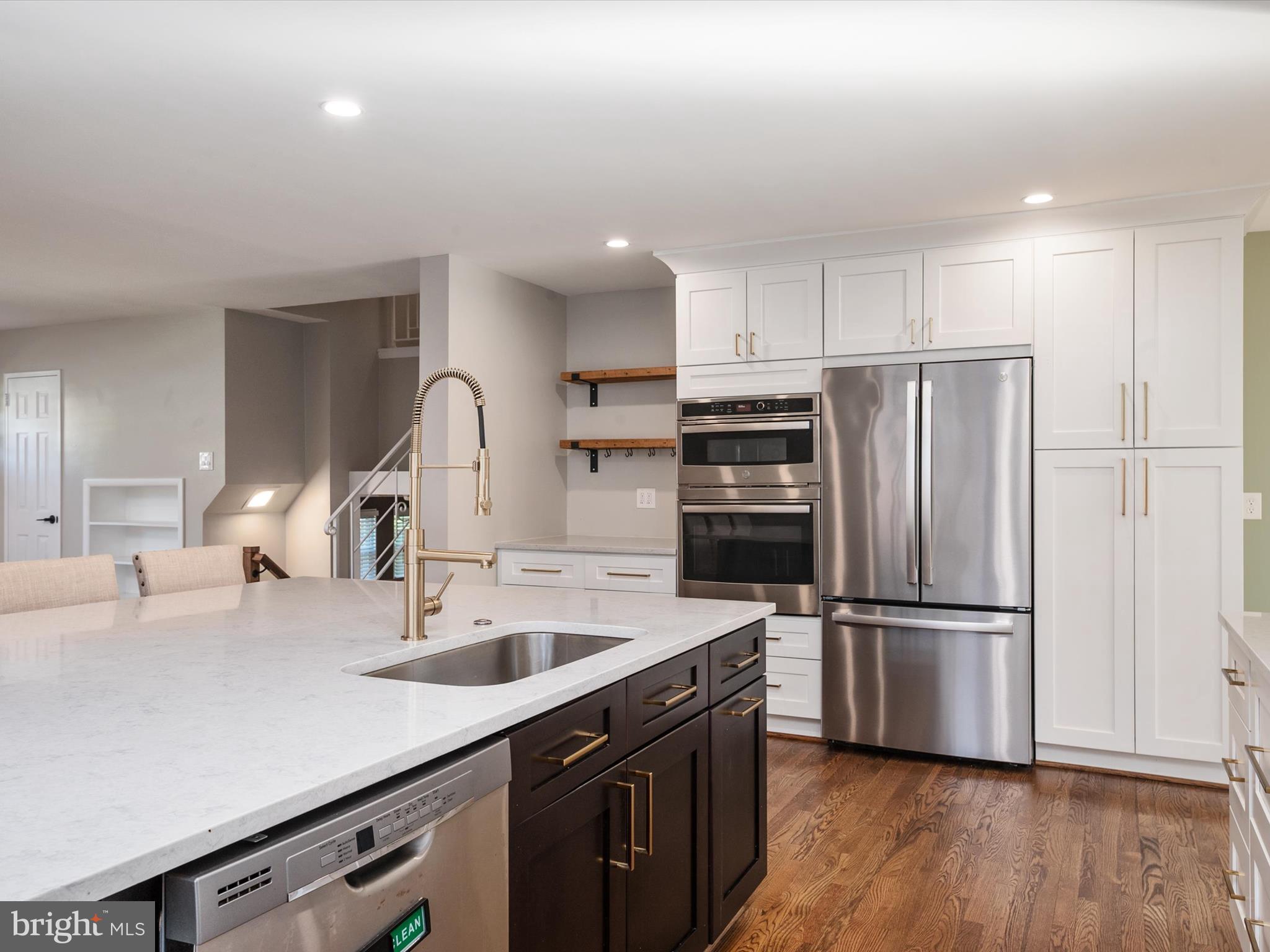 BURNT MILLS MANOR - Residential