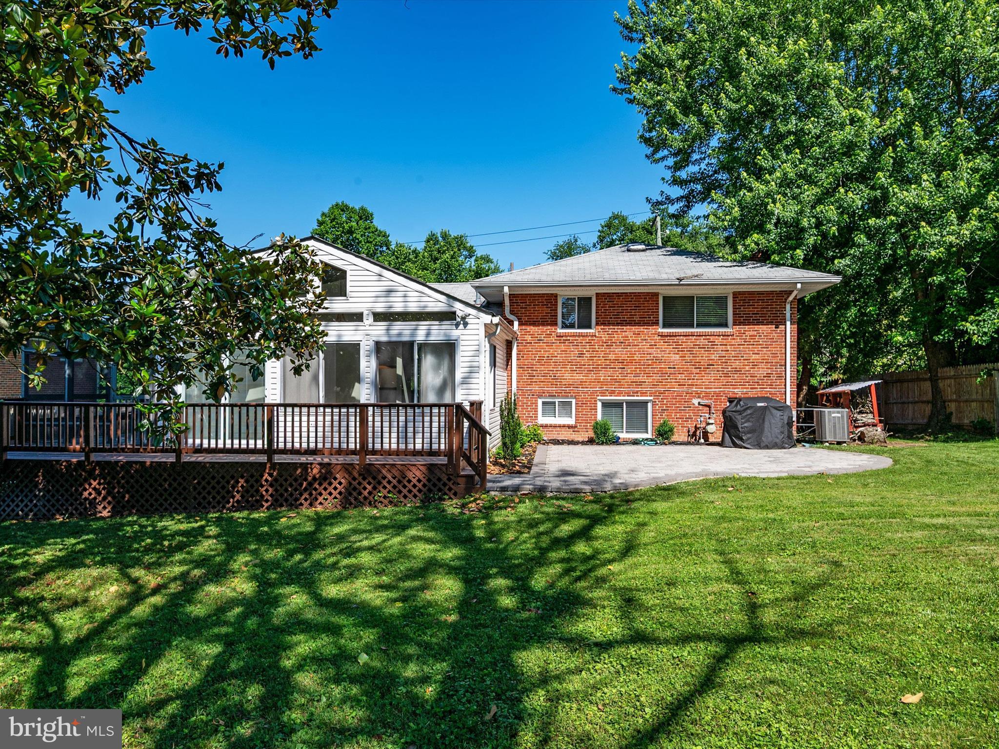 BURNT MILLS MANOR - Residential